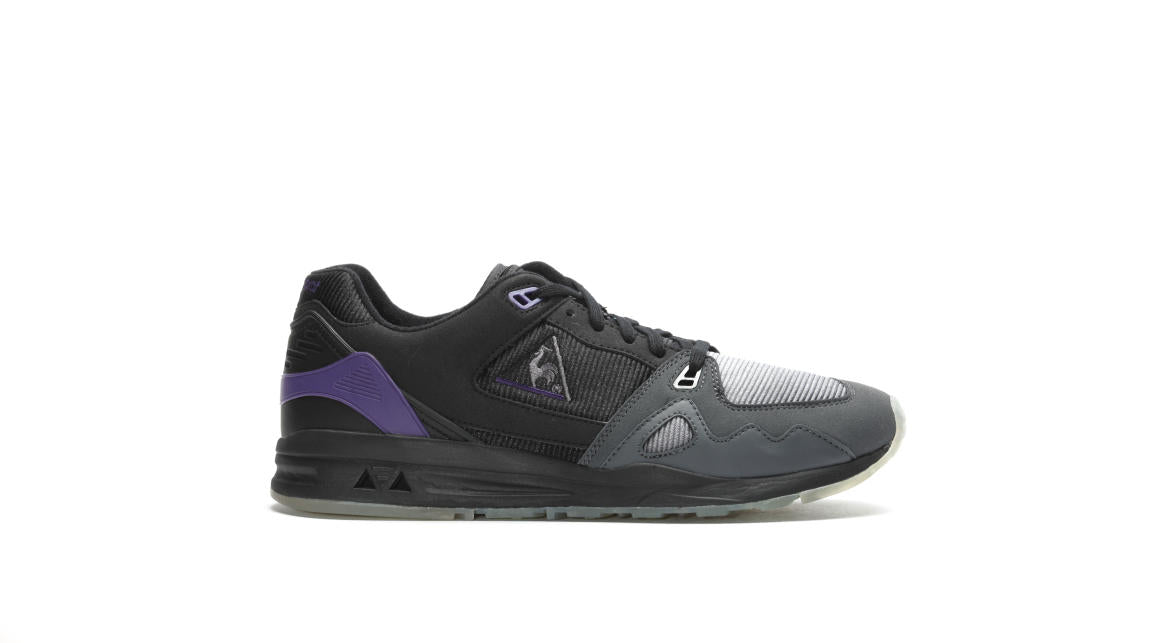 Exclusive Le Coq Sportif R1000 FEAR "Black" — 4.5 — Front View