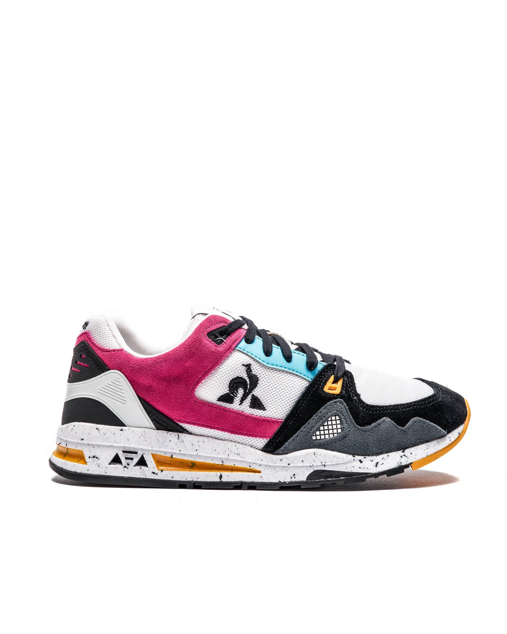 Exclusive Le Coq Sportif R1000 — 4.5 — Front View