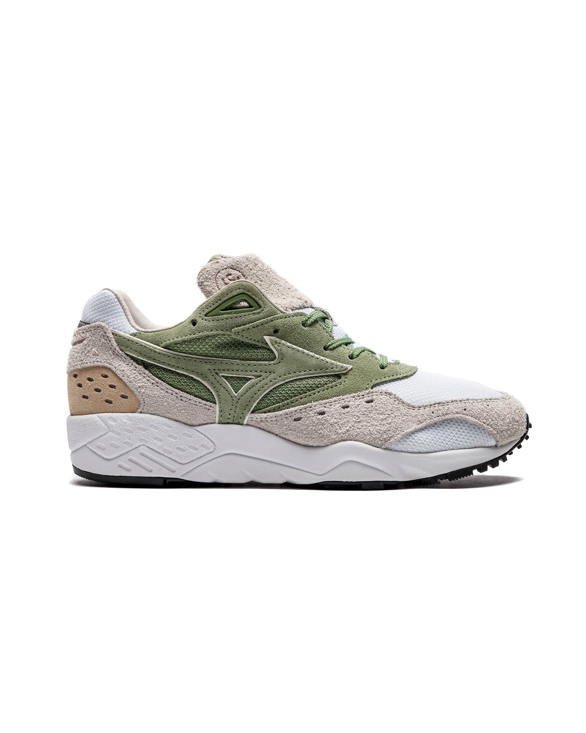 Exclusive Mizuno x Hikmet Contender "Snowdrop" — 5 — Front View
