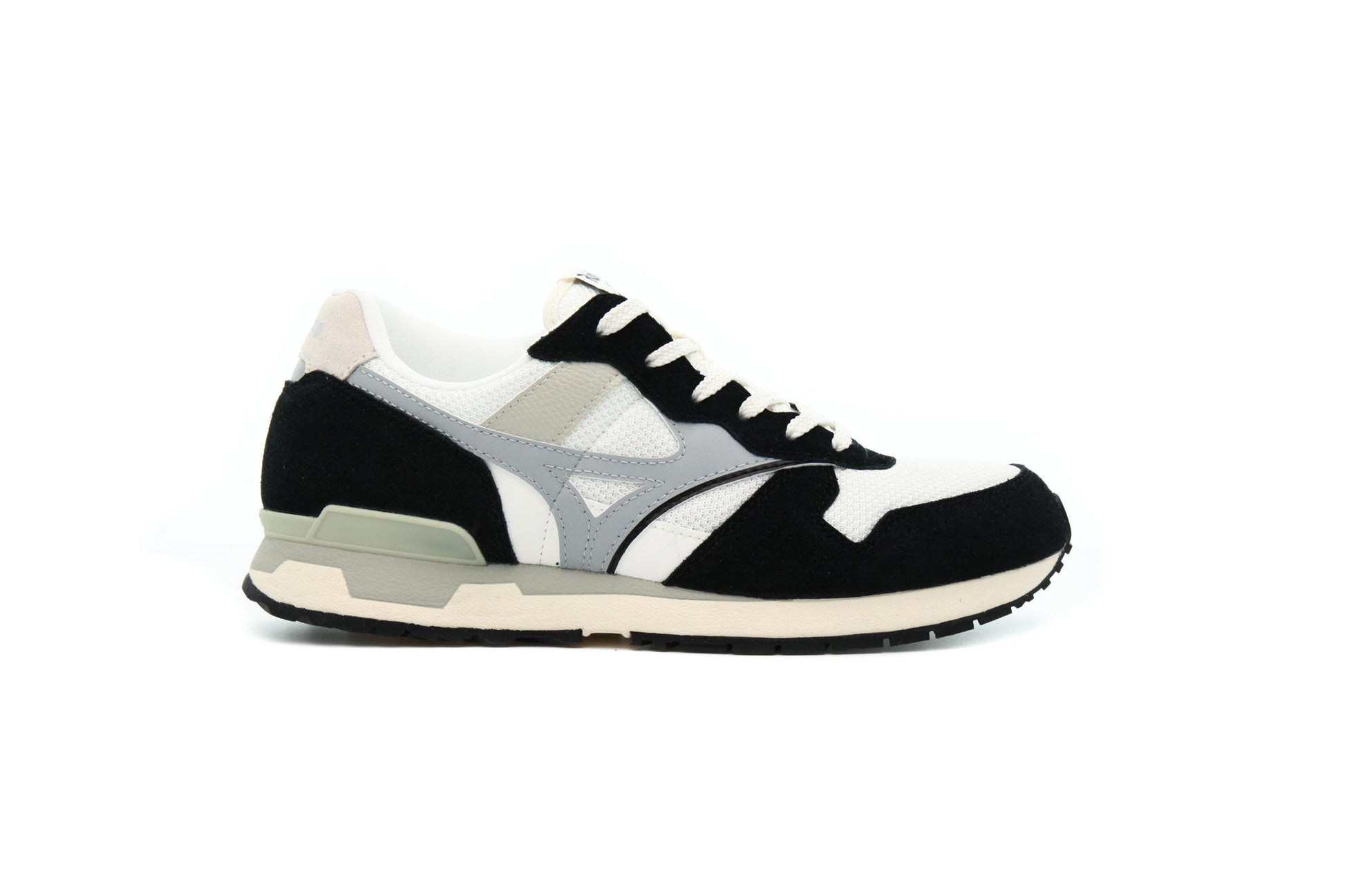 Exclusive Mizuno GENOVA 87 "SNOW WHITE" — 5 — Front View