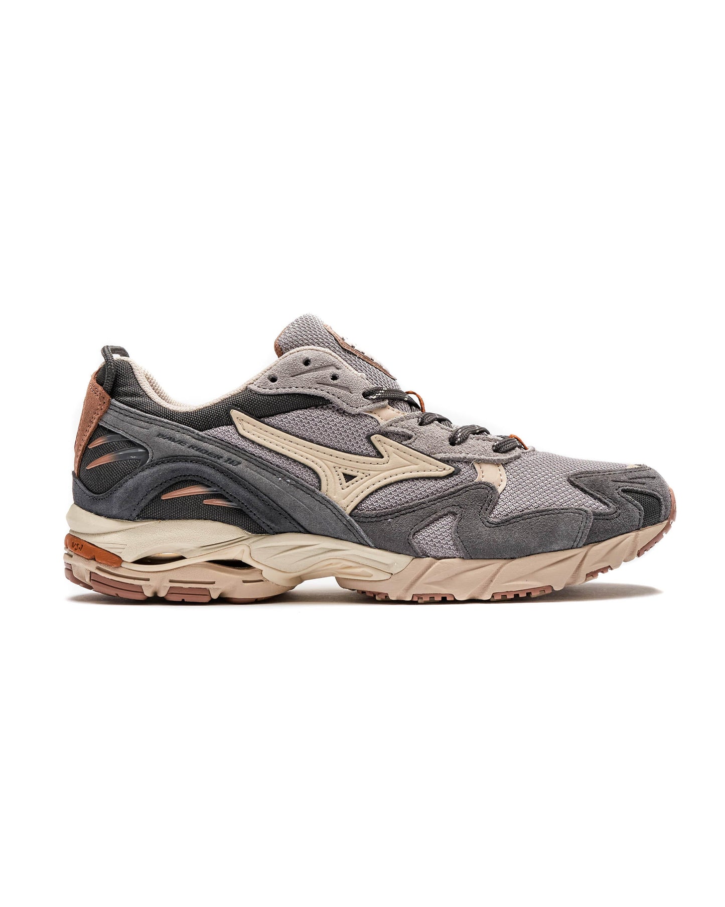 Exclusive Mizuno Wave Rider 10 'Noh Mask Pack' — 5 — Front View