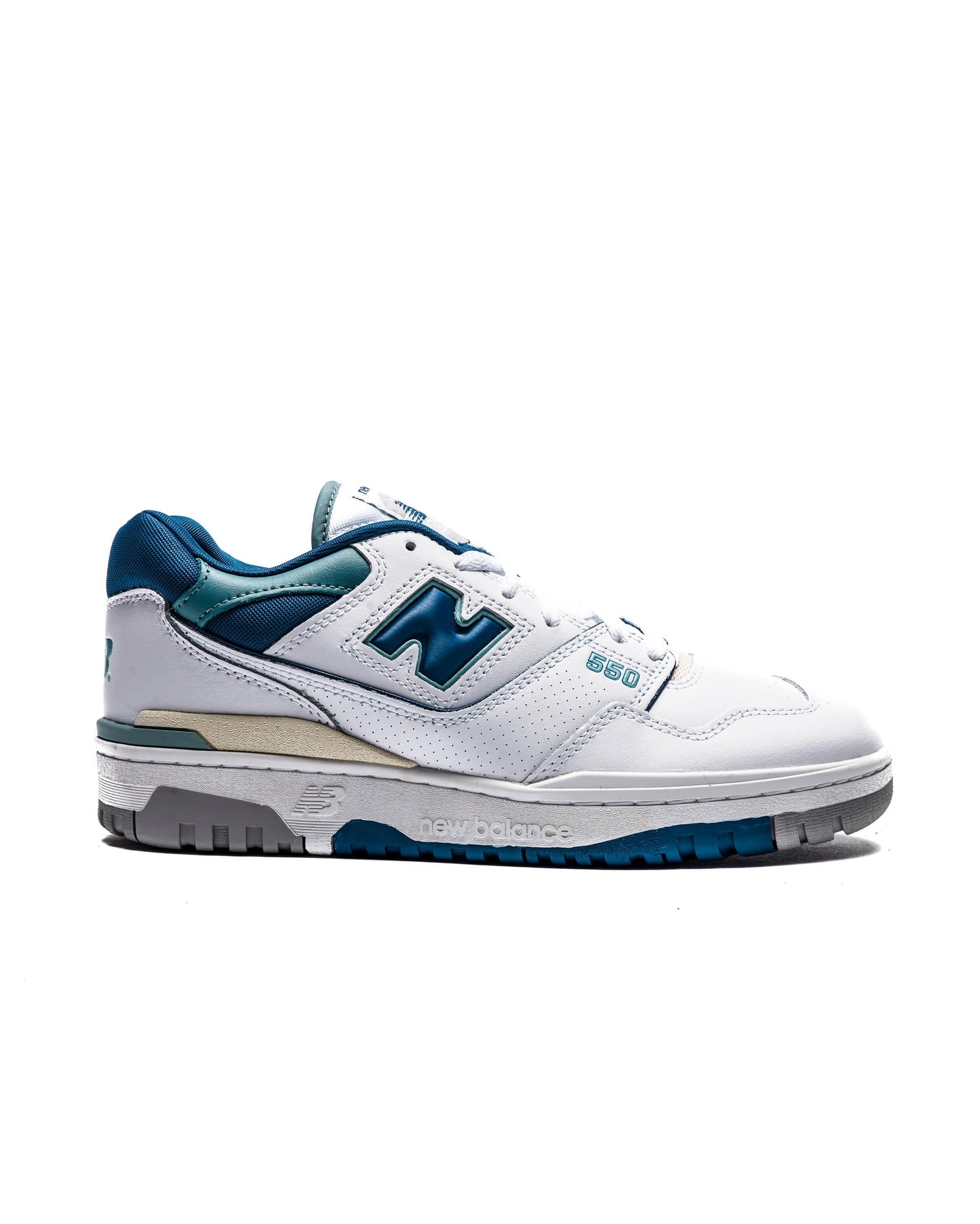 Exclusive New Balance BB 550 NCC — 4 — Front View