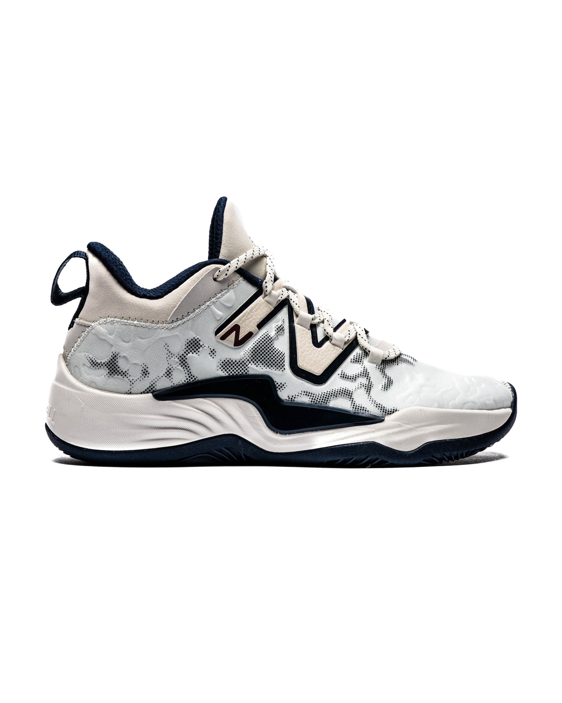 Exclusive New Balance TWO WXY V3 — 4 — Front View