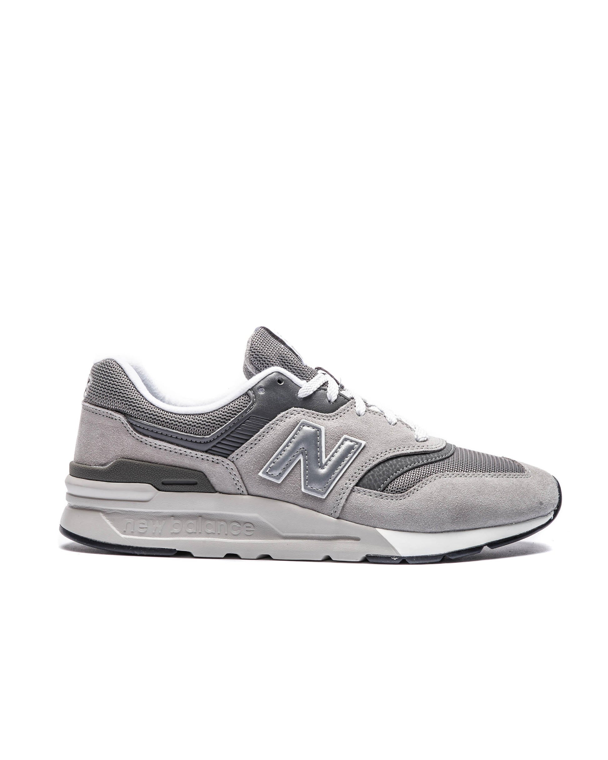 Exclusive New Balance CM 997 HCA — 4 — Front View