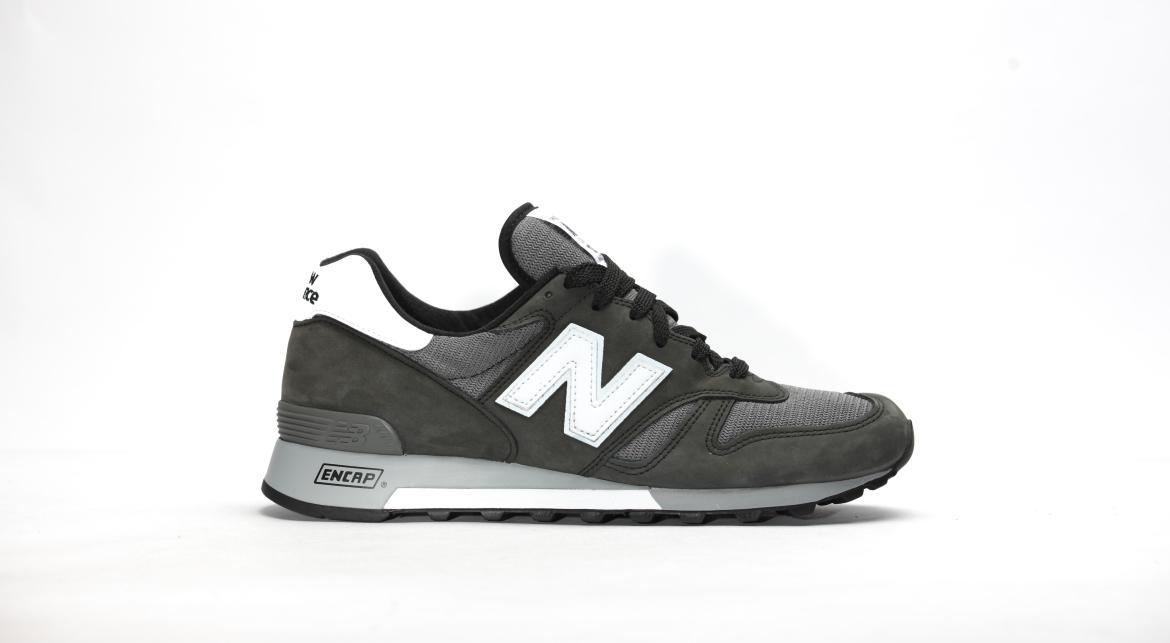 Exclusive New Balance M 1300 CLB — 4 — Front View