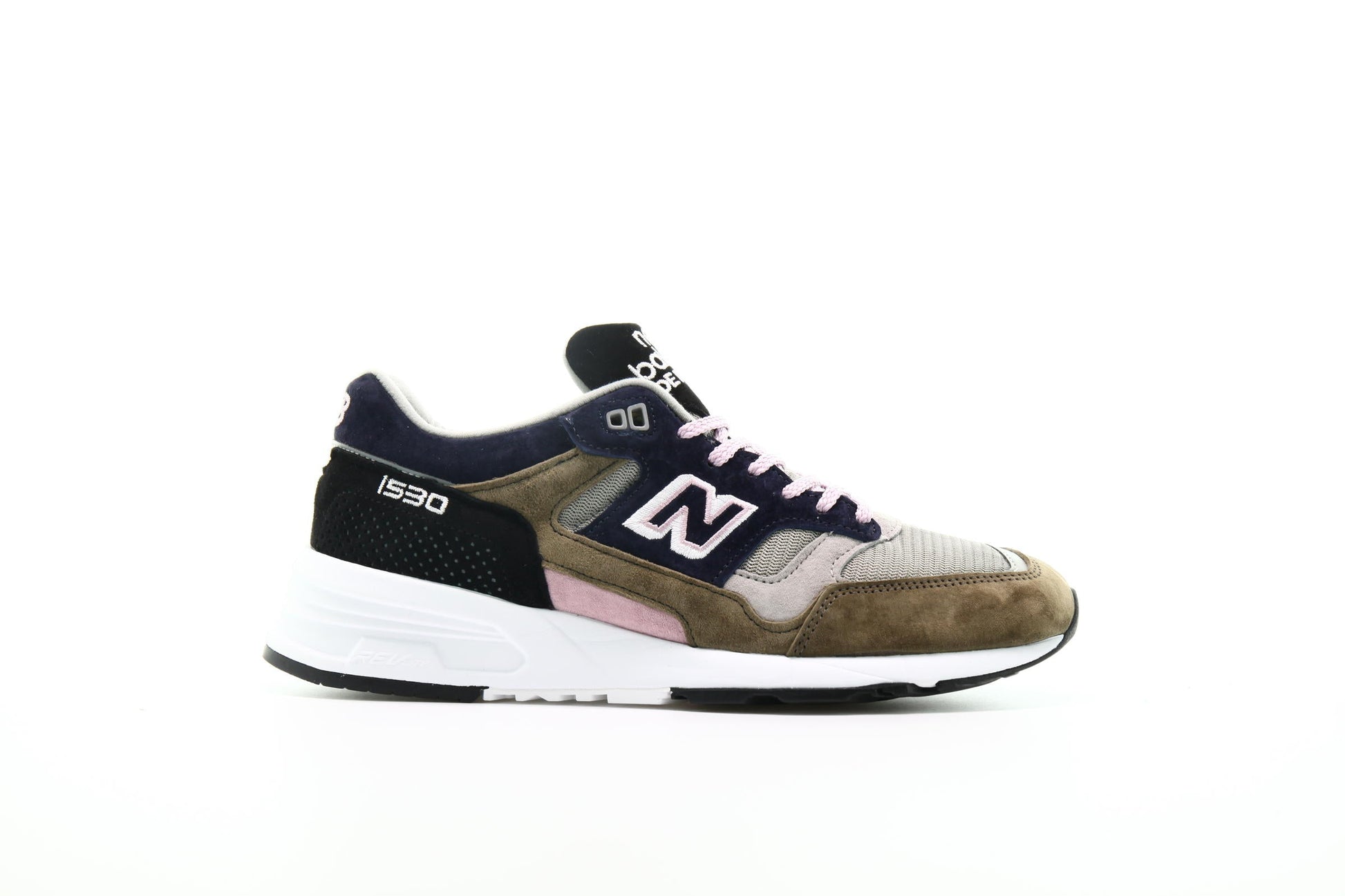 Exclusive New Balance M 1530 KGL "Grey" — 4 — Front View