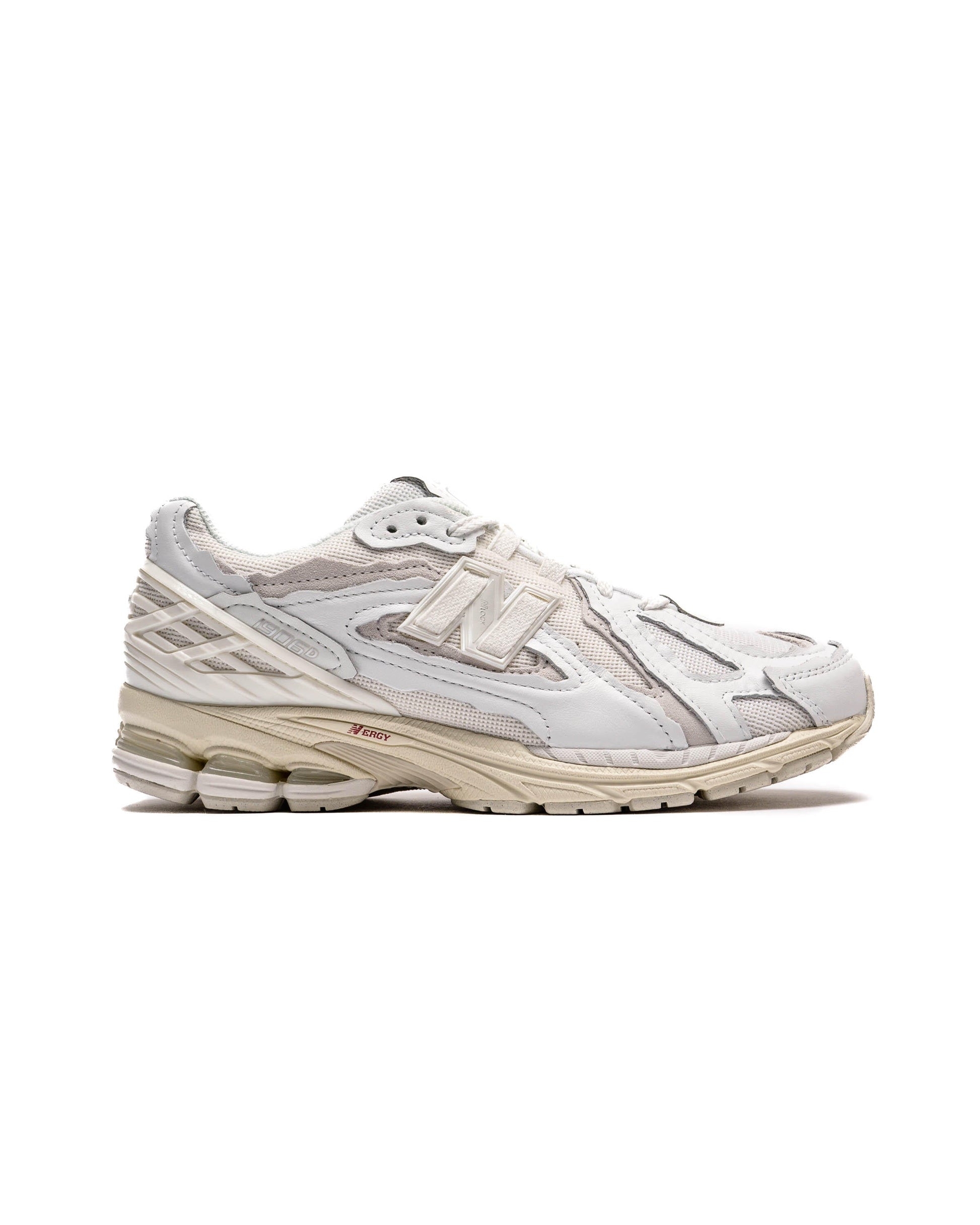Exclusive New Balance M 1906 DE — 4 — Front View