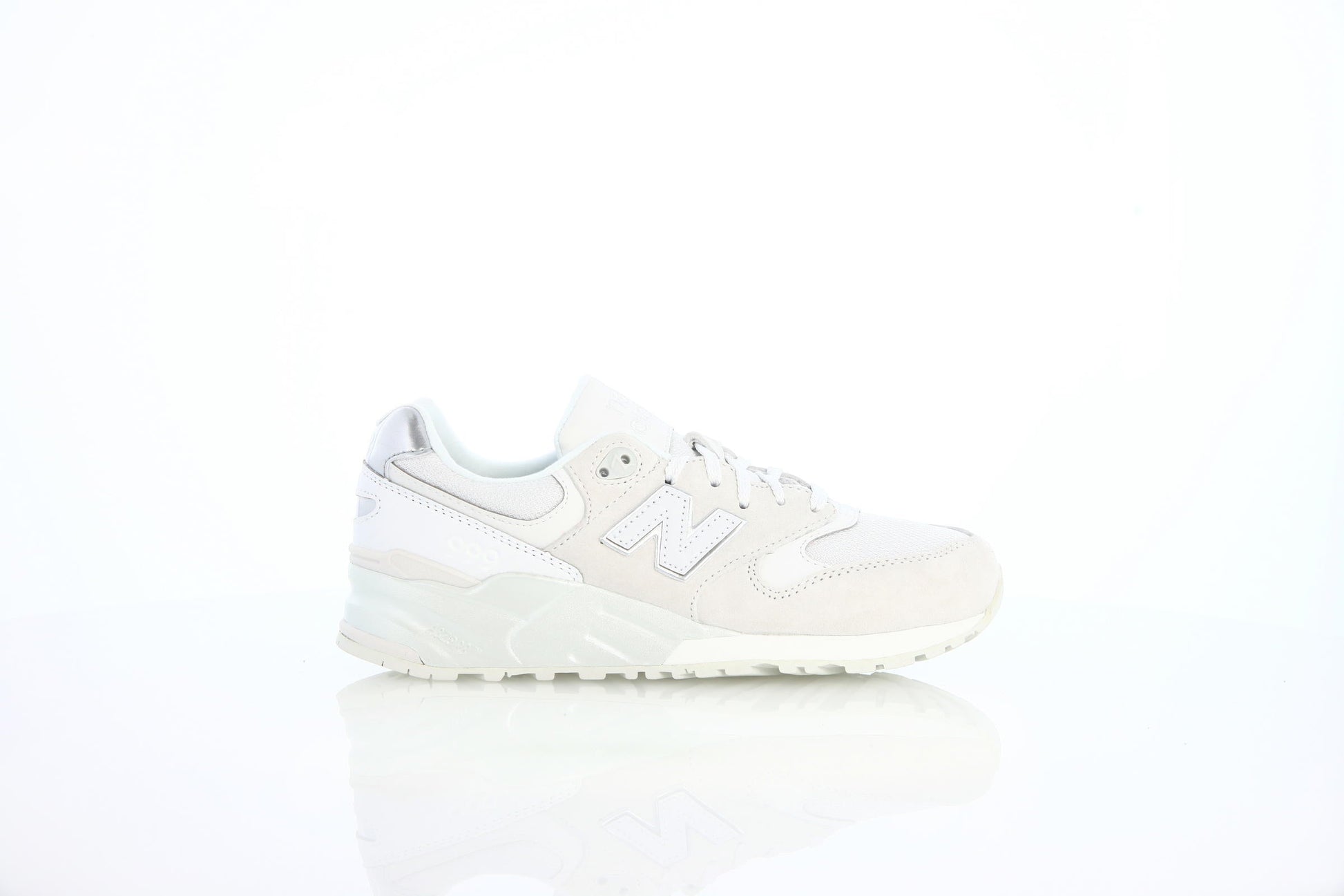 Exclusive New Balance M 530 ECB "White" — 4 — Front View