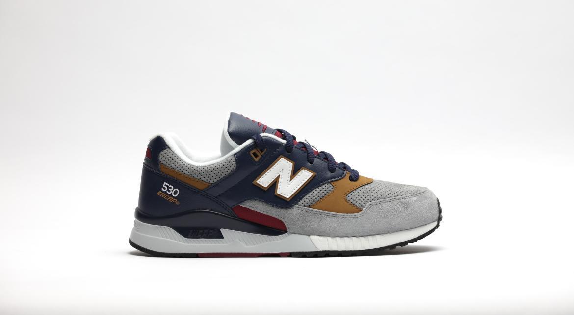 Exclusive New Balance M 530 RWB — 4 — Front View