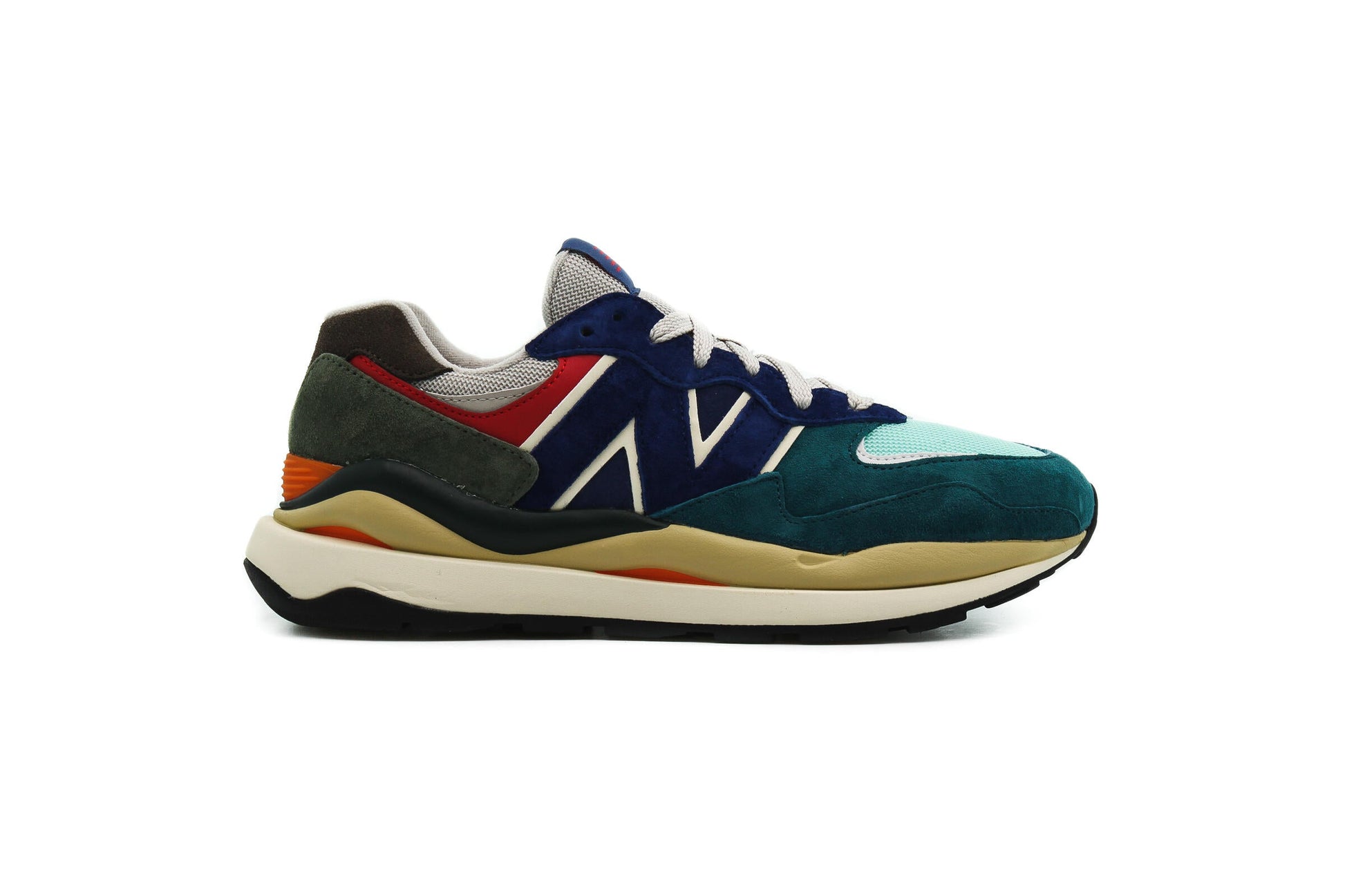 Exclusive New Balance M 5740 FY1 — 4 — Front View