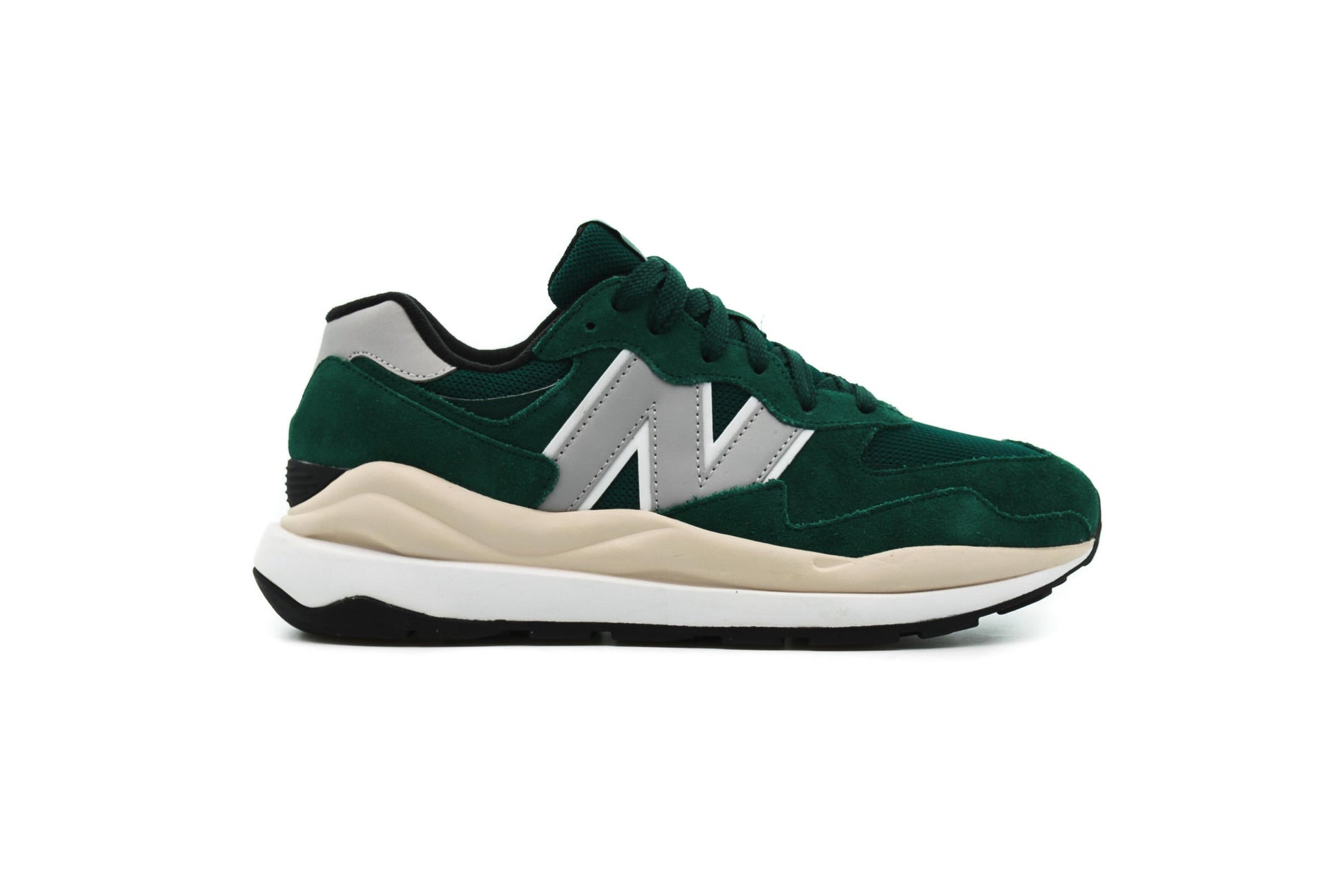 Exclusive New Balance M 5740 HR1 — 4 — Front View