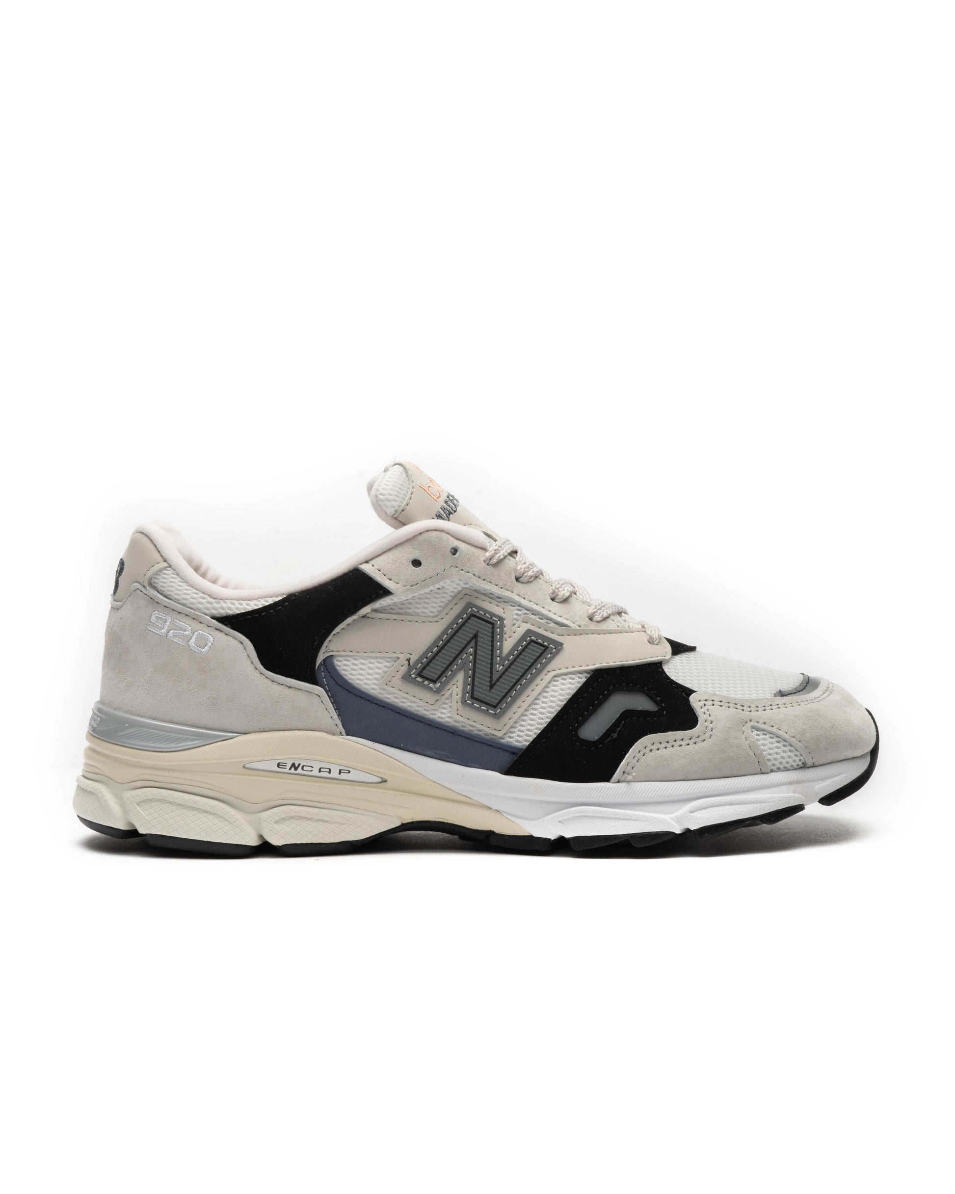 Exclusive New Balance M 920 GWK — 4 — Front View