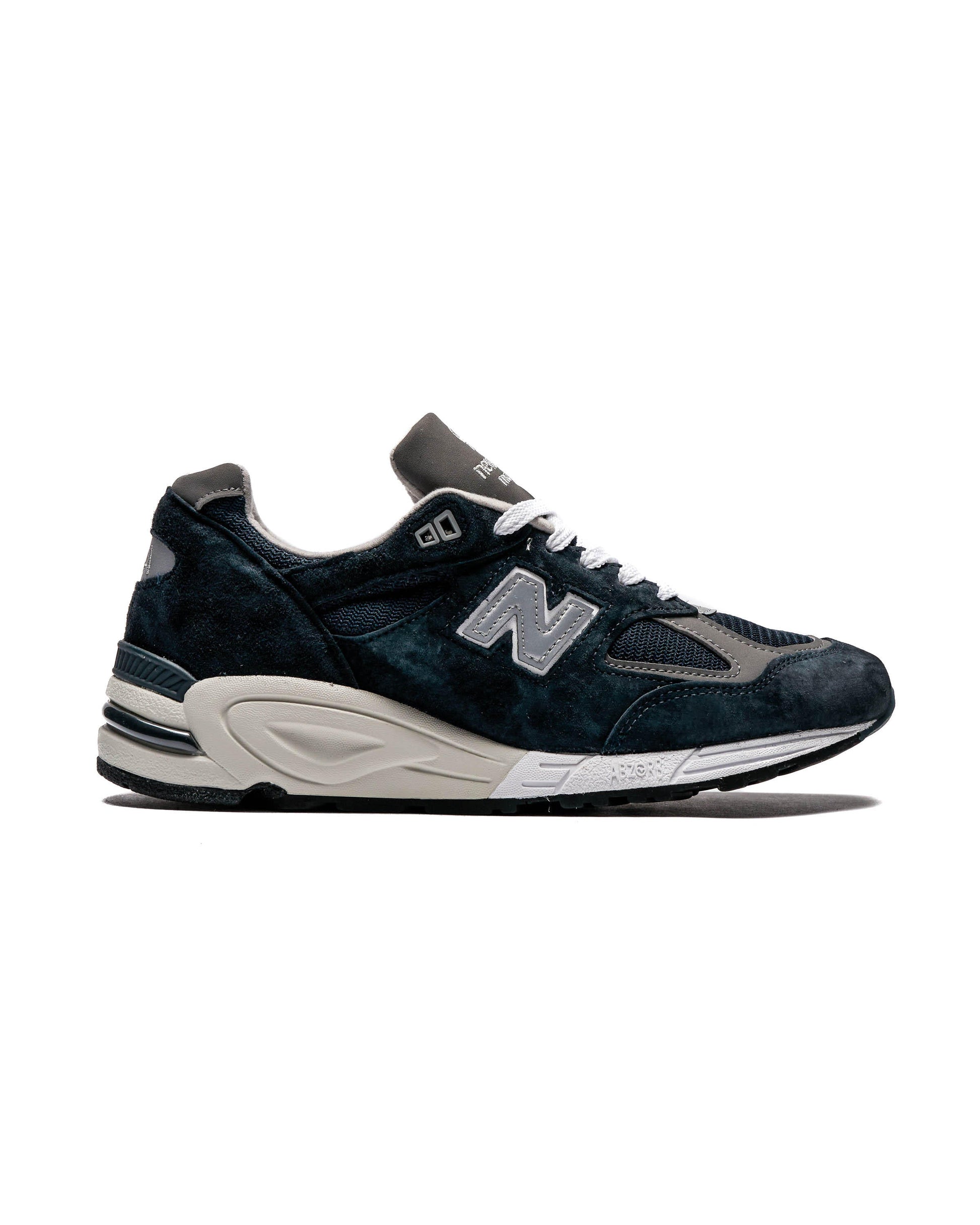 Exclusive New Balance M 990 NB2 'Made in USA' — 4 — Front View