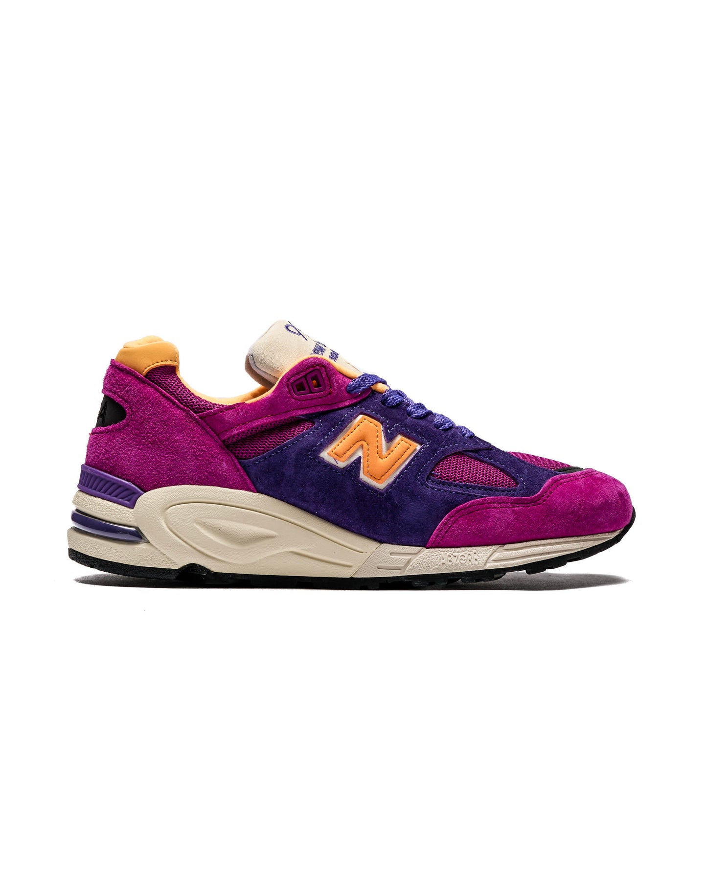 Exclusive New Balance M 990 PY2 - Made in USA — 4 — Front View
