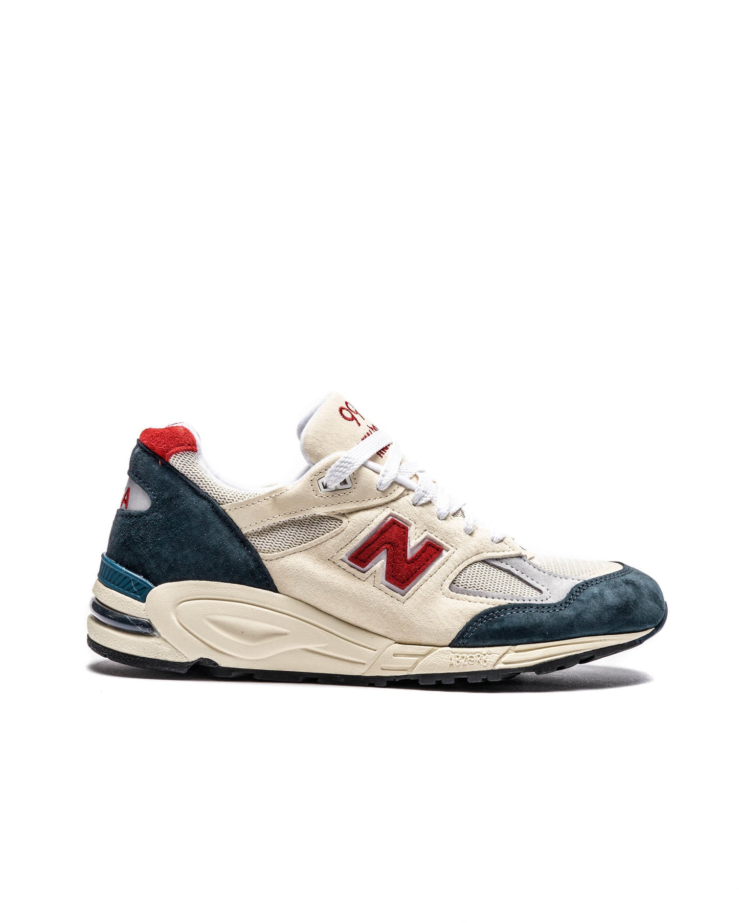 Exclusive New Balance M 990 TA2 — 4 — Front View