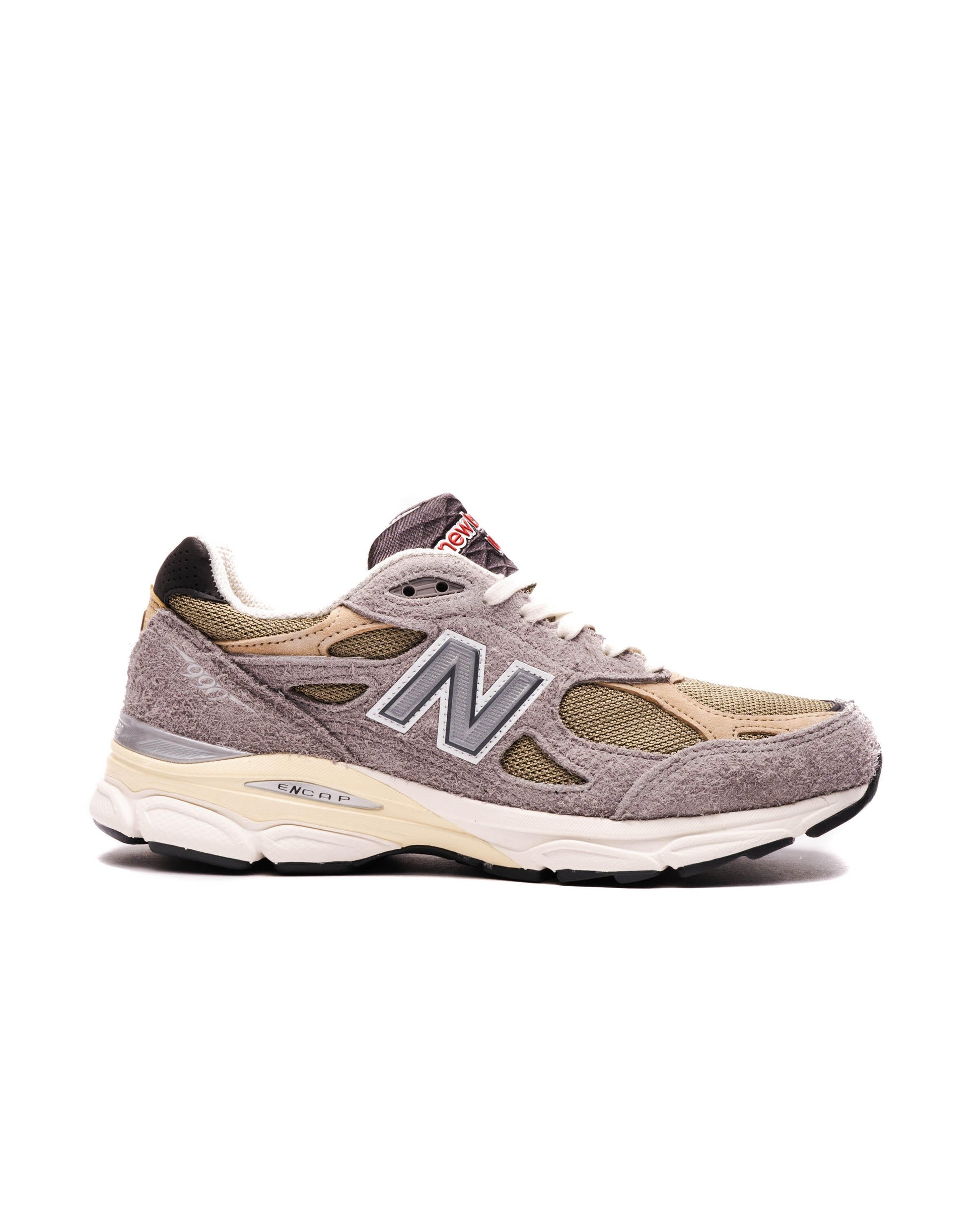 Exclusive New Balance M 990 TG3 — 4 — Front View
