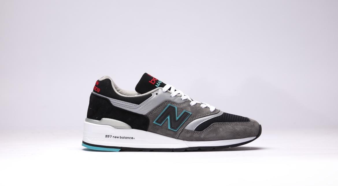 Exclusive New Balance M 997 CGB — 4 — Front View