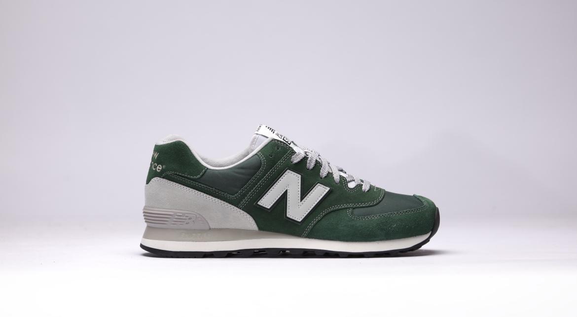 Exclusive New Balance ML 574 VFO — 4 — Front View