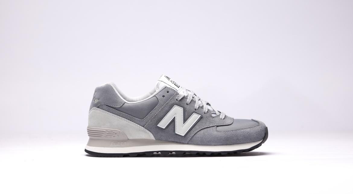 Exclusive New Balance ML 574 VLG — 4 — Front View