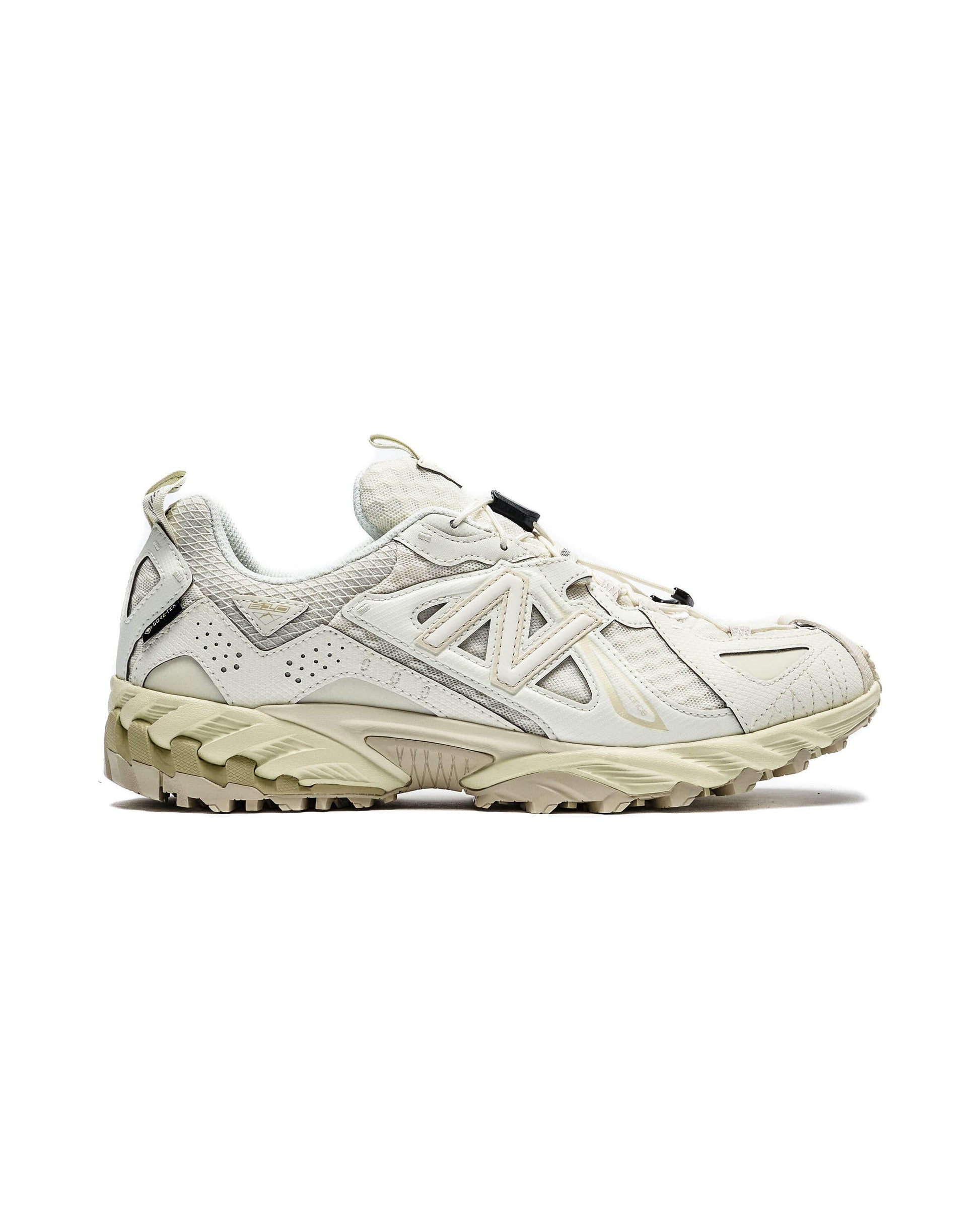 Exclusive New Balance ML 610 XB Gore-Tex — 4 — Front View