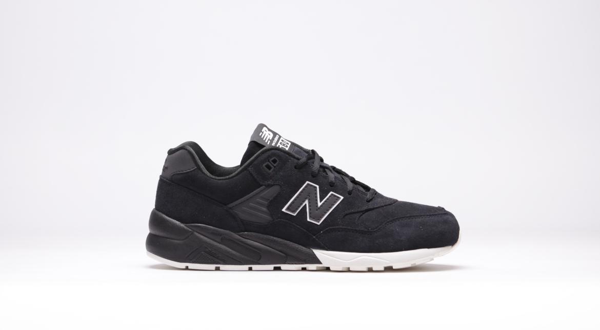Exclusive New Balance MRT 580 BV "Tonal Pack" — 4 — Front View
