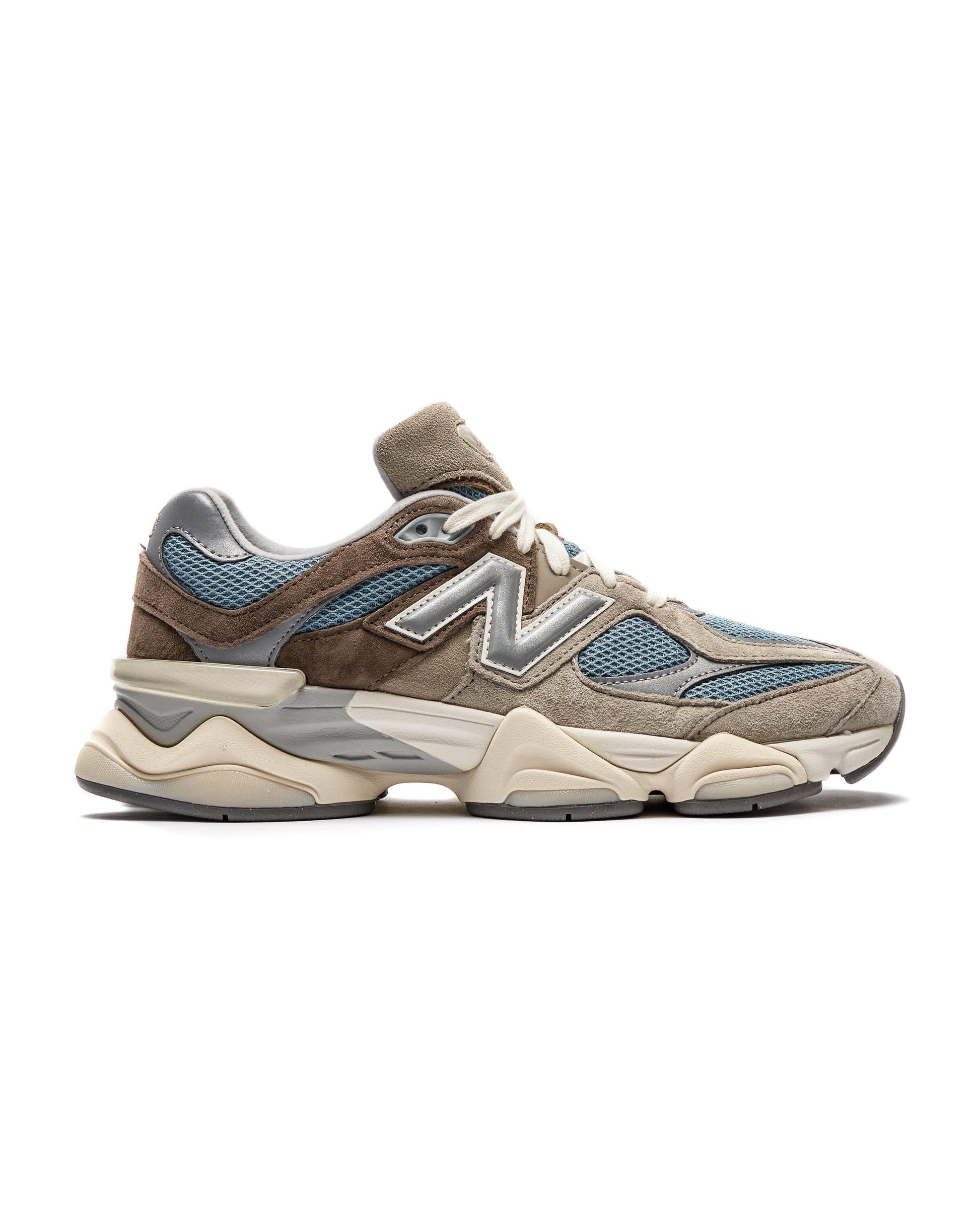 Exclusive New Balance U 9060 MUS — 4 — Front View