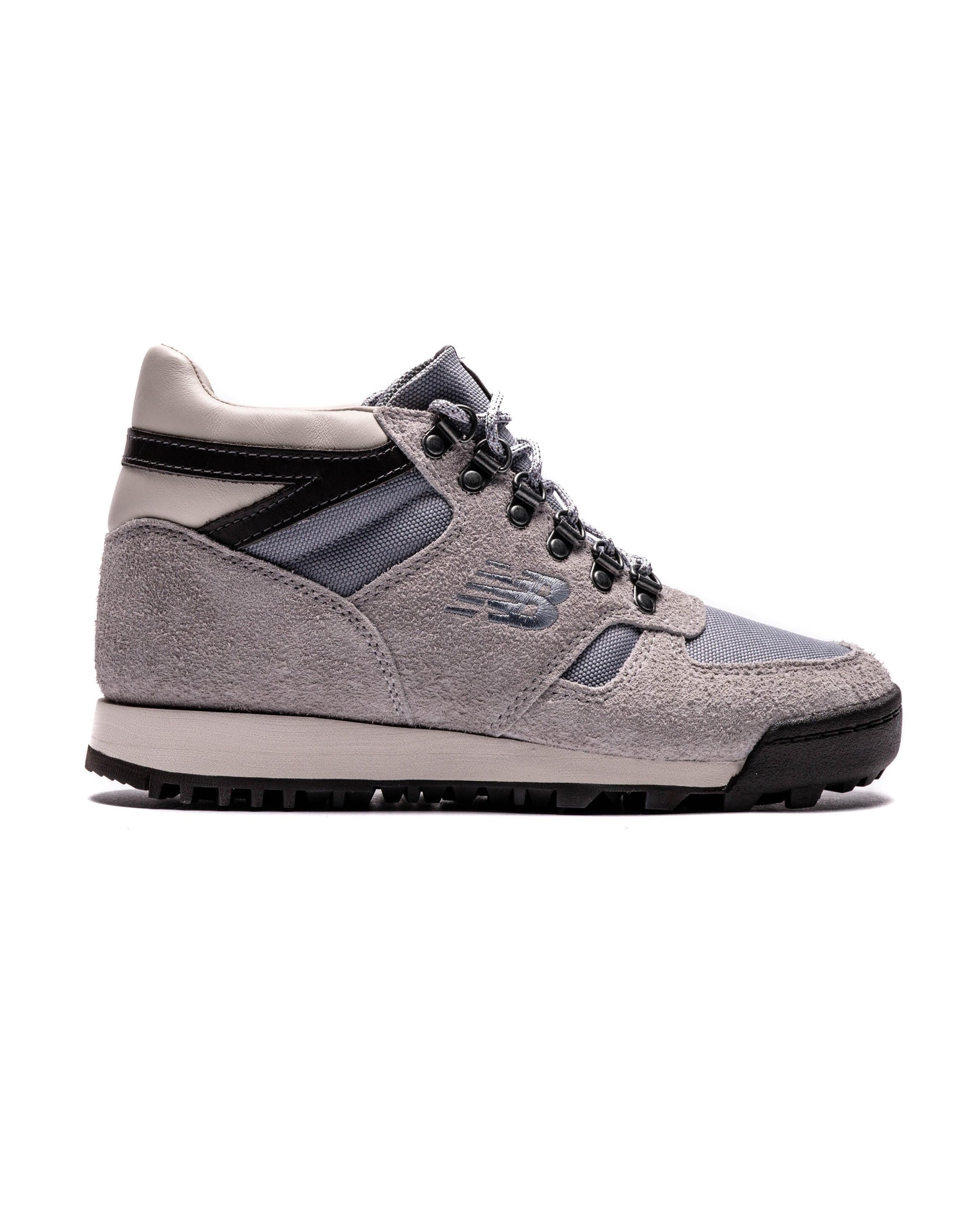 Exclusive New Balance U RAINIER AD — 4 — Front View