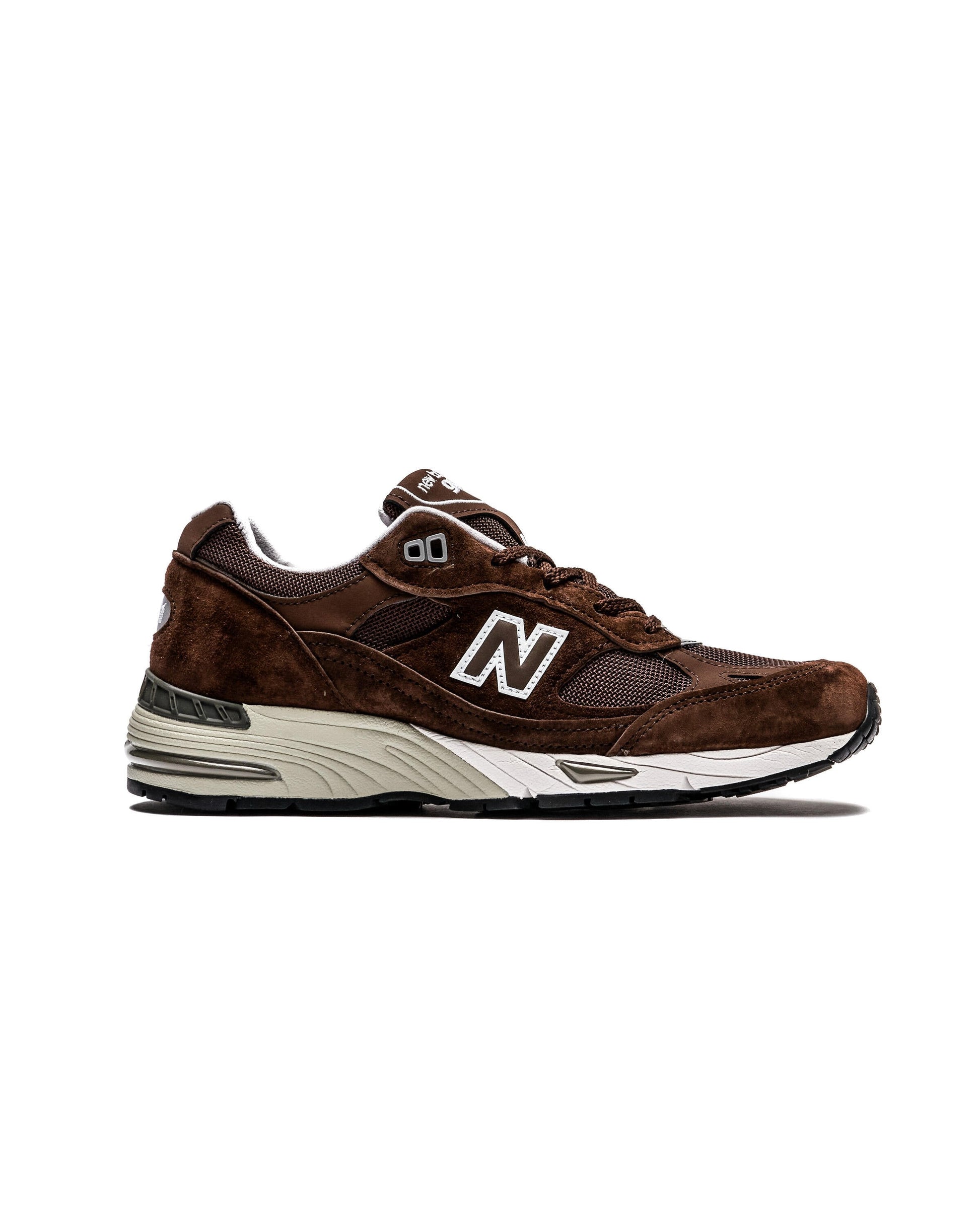 Exclusive New Balance WMNS W991BGW — 3 — Front View