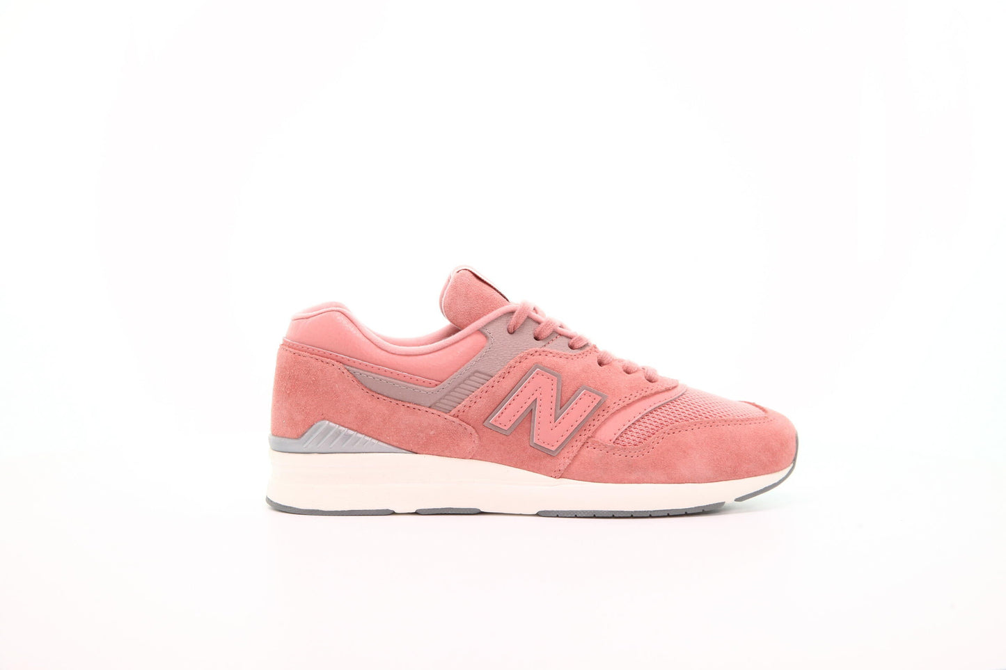 Exclusive New Balance WL 697 CM "Copper Rose" — 3 — Front View