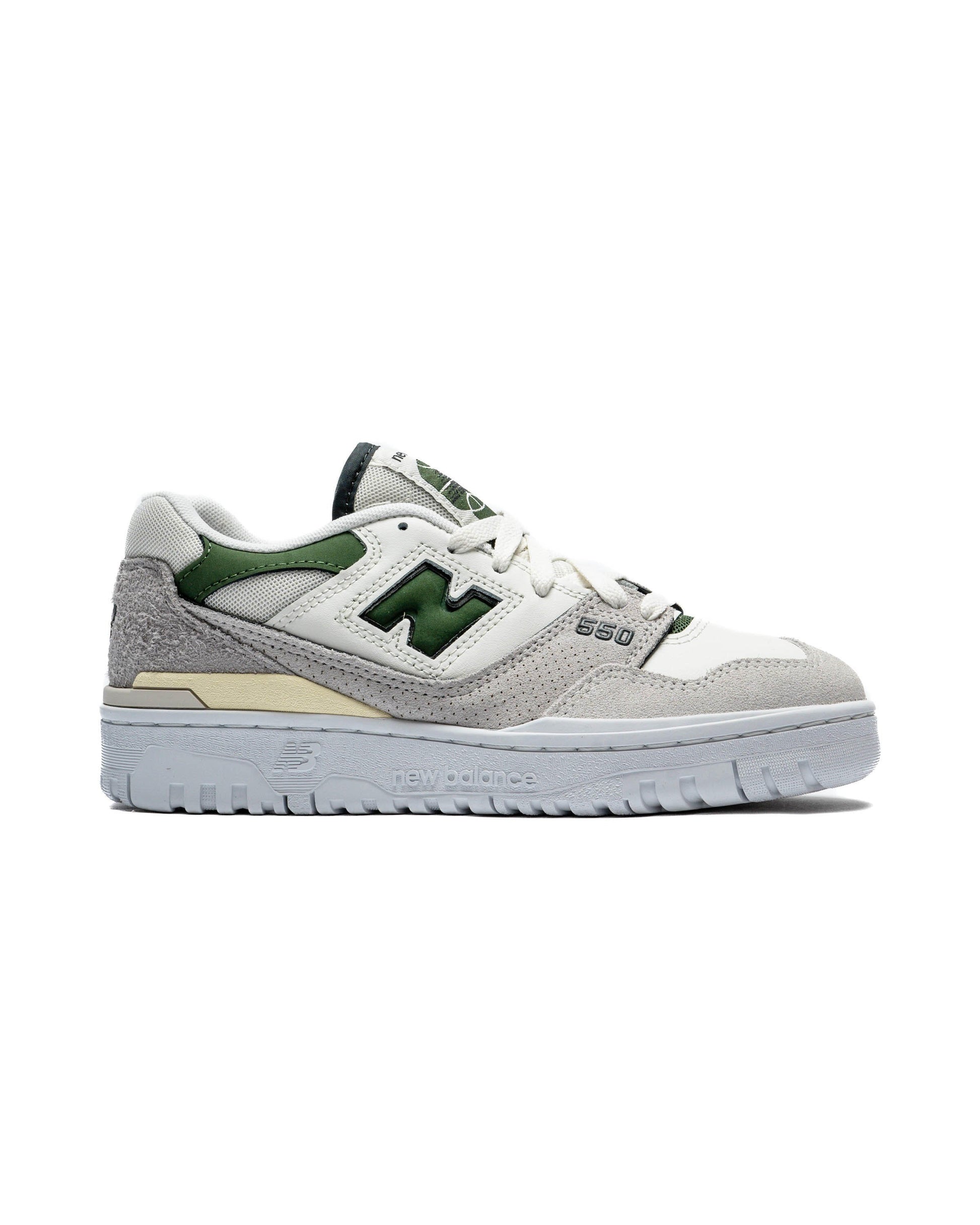 Exclusive New Balance WMNS BBW 550 SG — 3 — Front View
