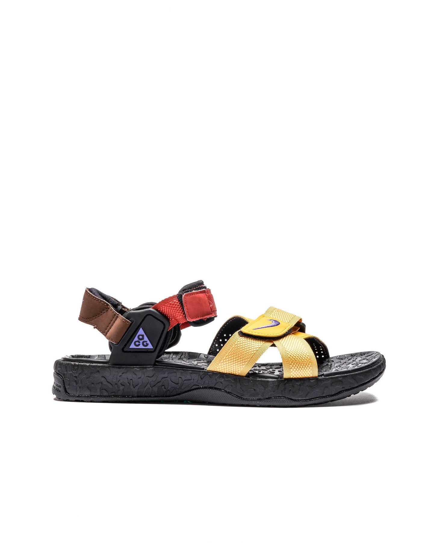 Exclusive Nike ACG AIR DESCHUTZ+ — 3 — Front View
