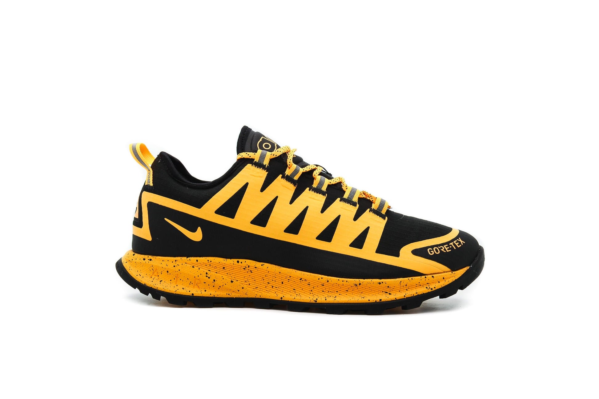 Exclusive Nike ACG AIR NASU GORE-TEX "BLACK" — 3.5 — Front View