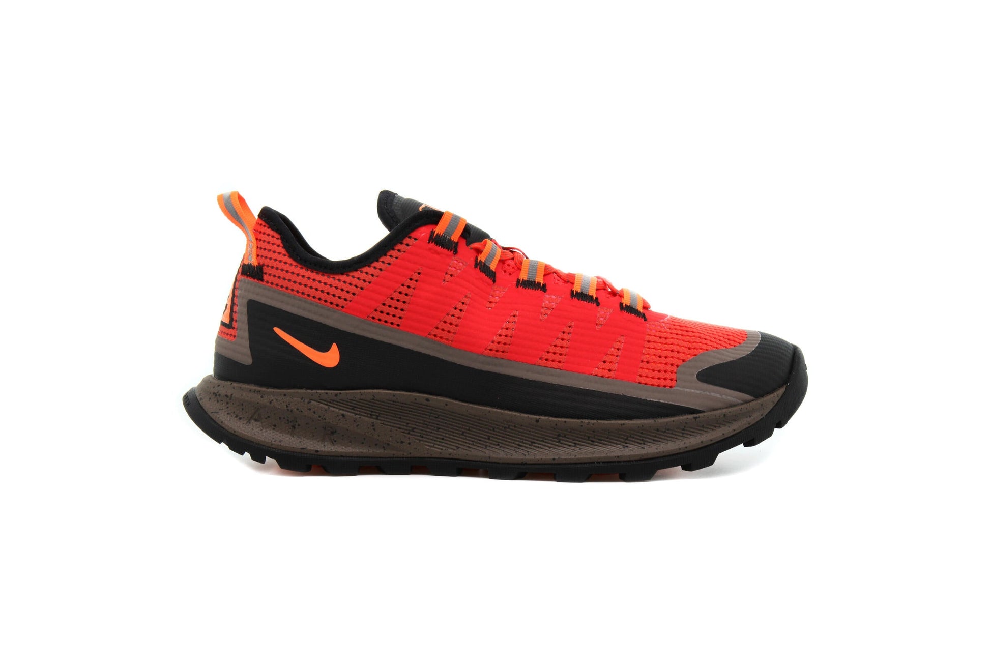 Exclusive Nike ACG AIR NASU "HABANERO RED" — 3.5 — Front View
