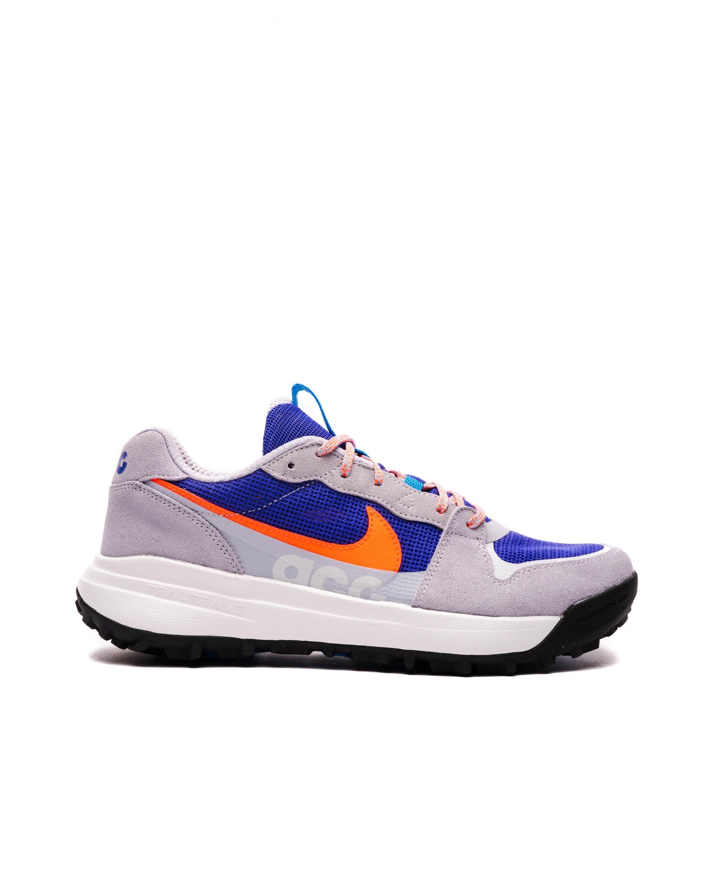 Exclusive Nike ACG Lowcate — 3 — Front View