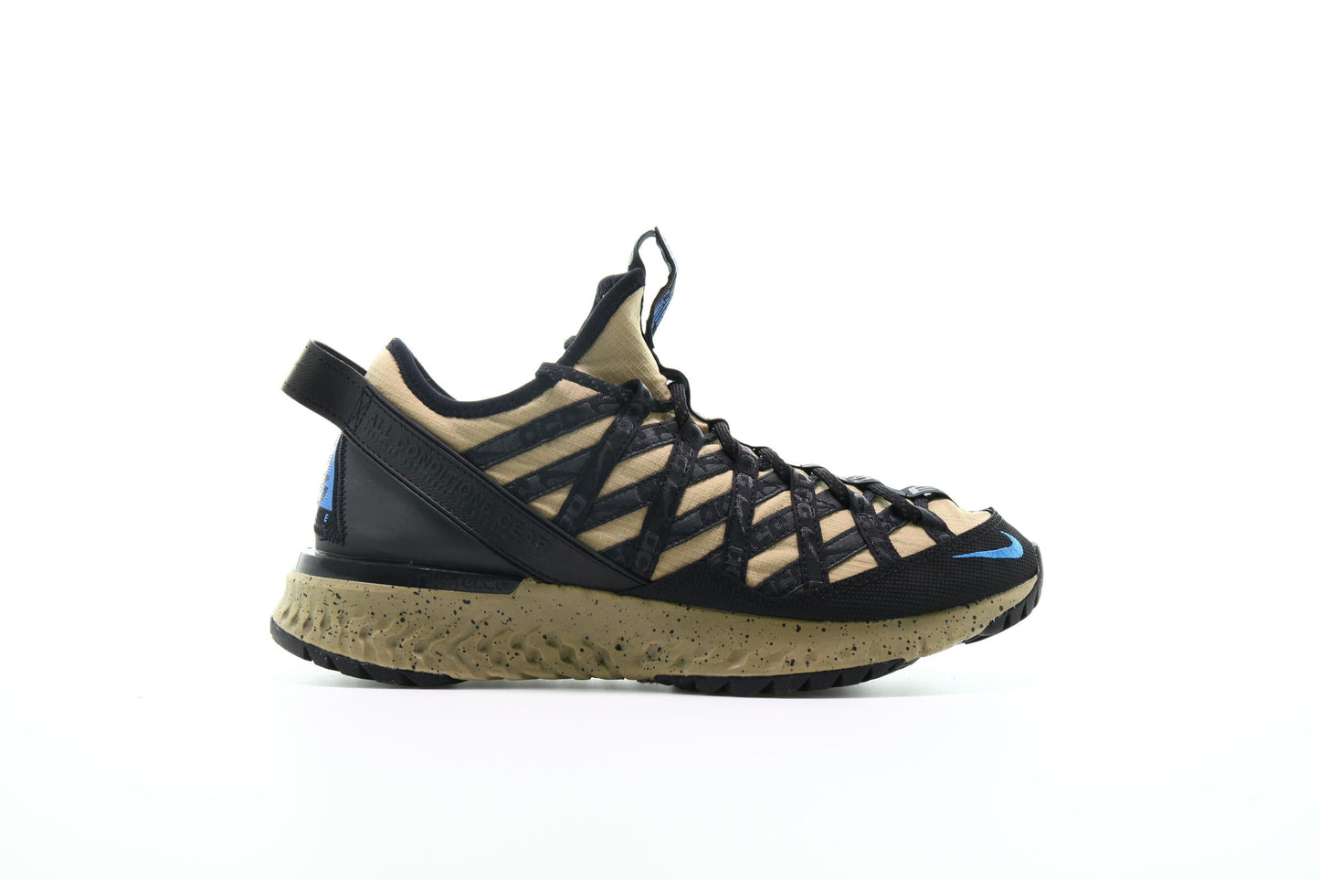 Exclusive Nike ACG React Terra Gobe "Parachute Beige" — 3.5 — Front View