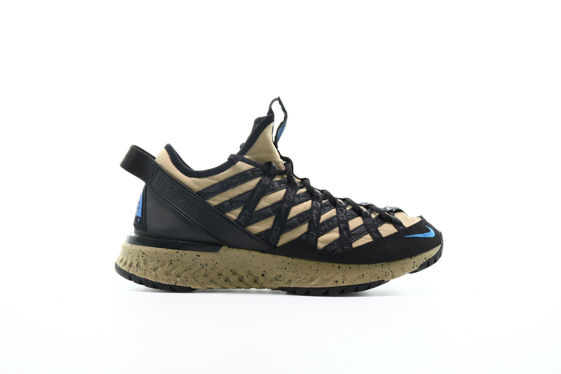 Exclusive Nike ACG React Terra Gobe "Parachute Beige" — 3.5 — Front View