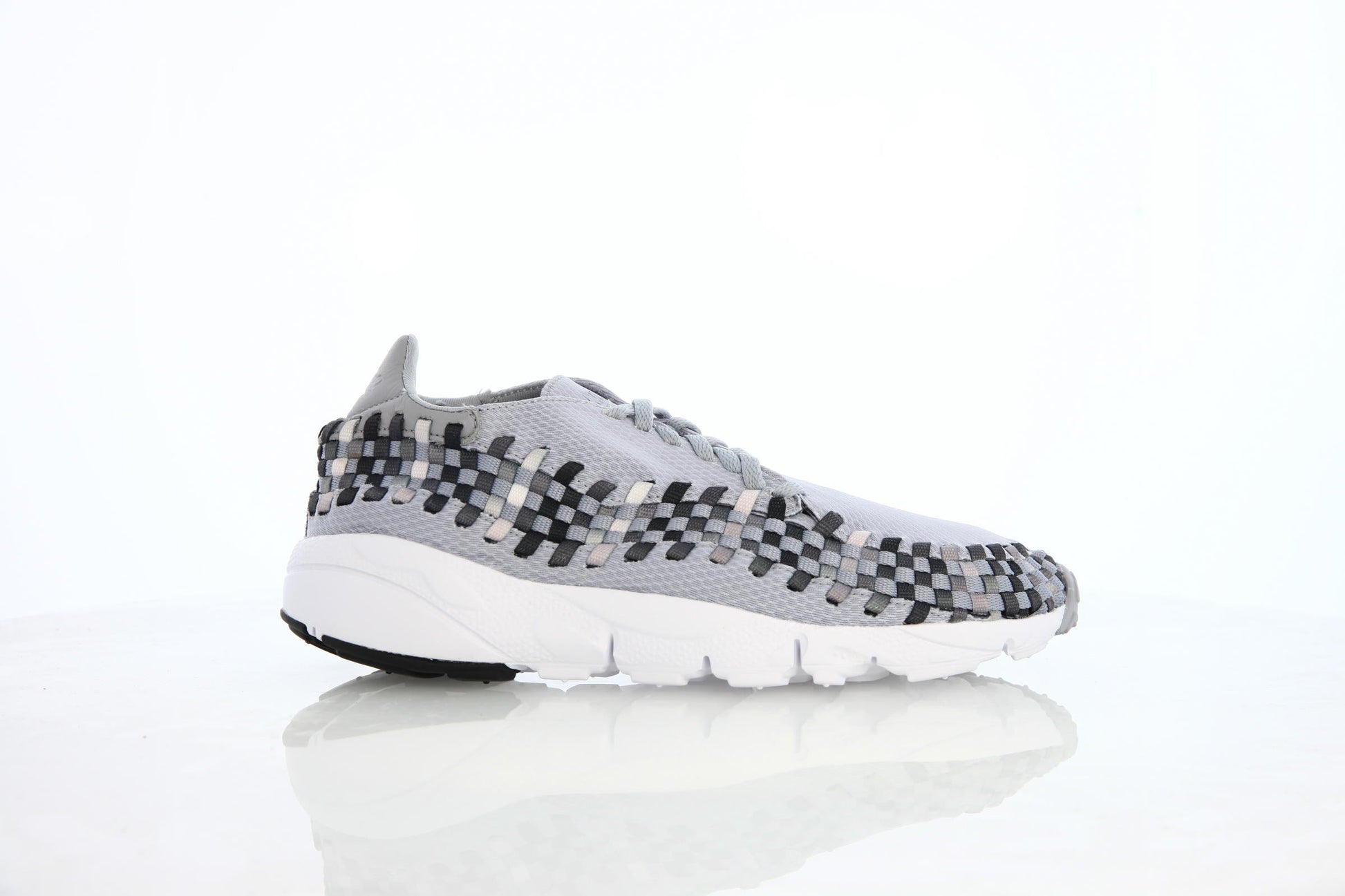 Exclusive Nike Air Footscape Woven Nm "Wolf Grey" — 3.5 — Front View