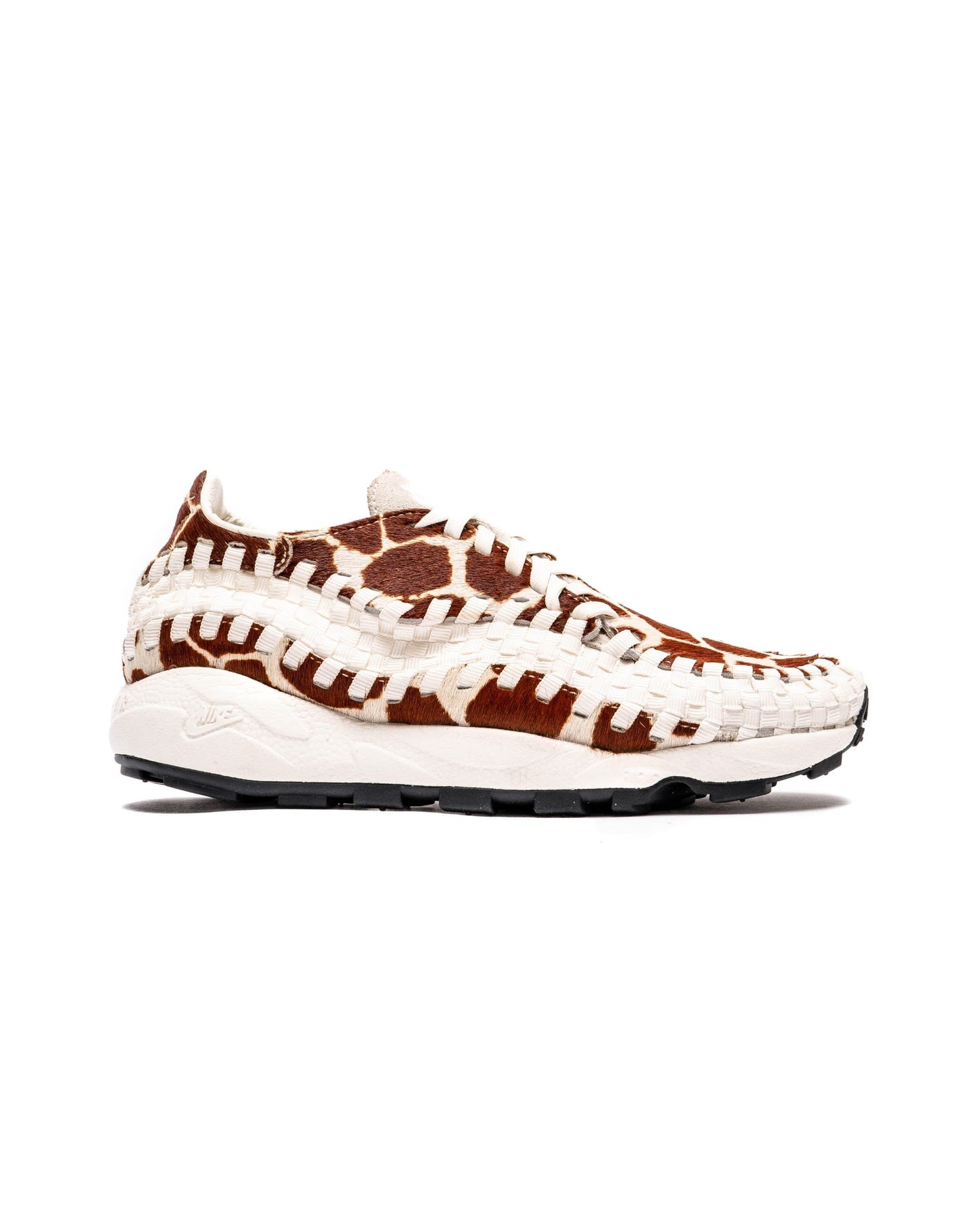 Exclusive Nike WMNS AIR FOOTSCAPE WOVEN — 5 — Front View