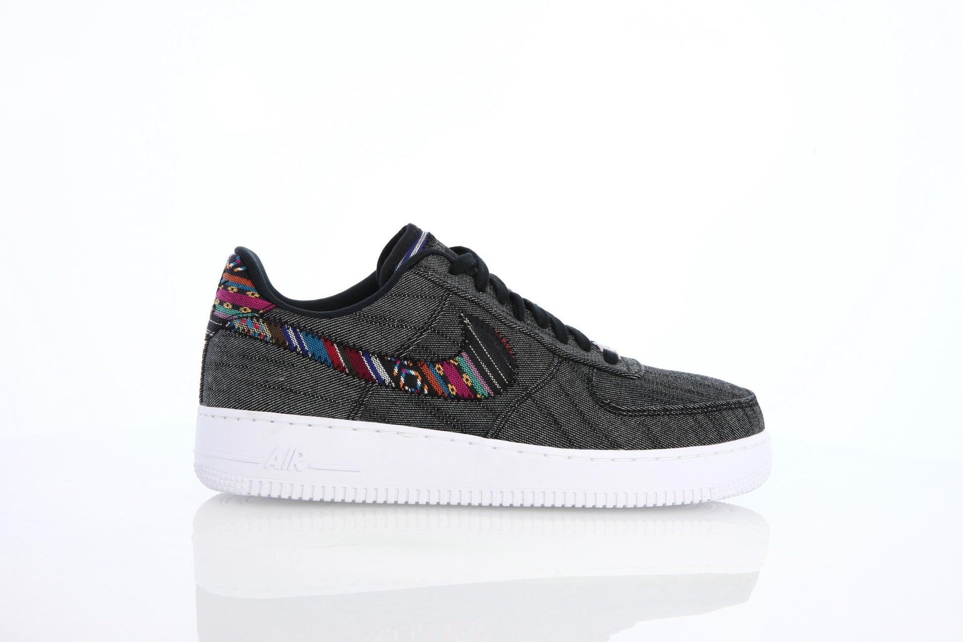 Exclusive Nike Air Force 1 '07 Lv8 "Black N White" — 3.5 — Front View