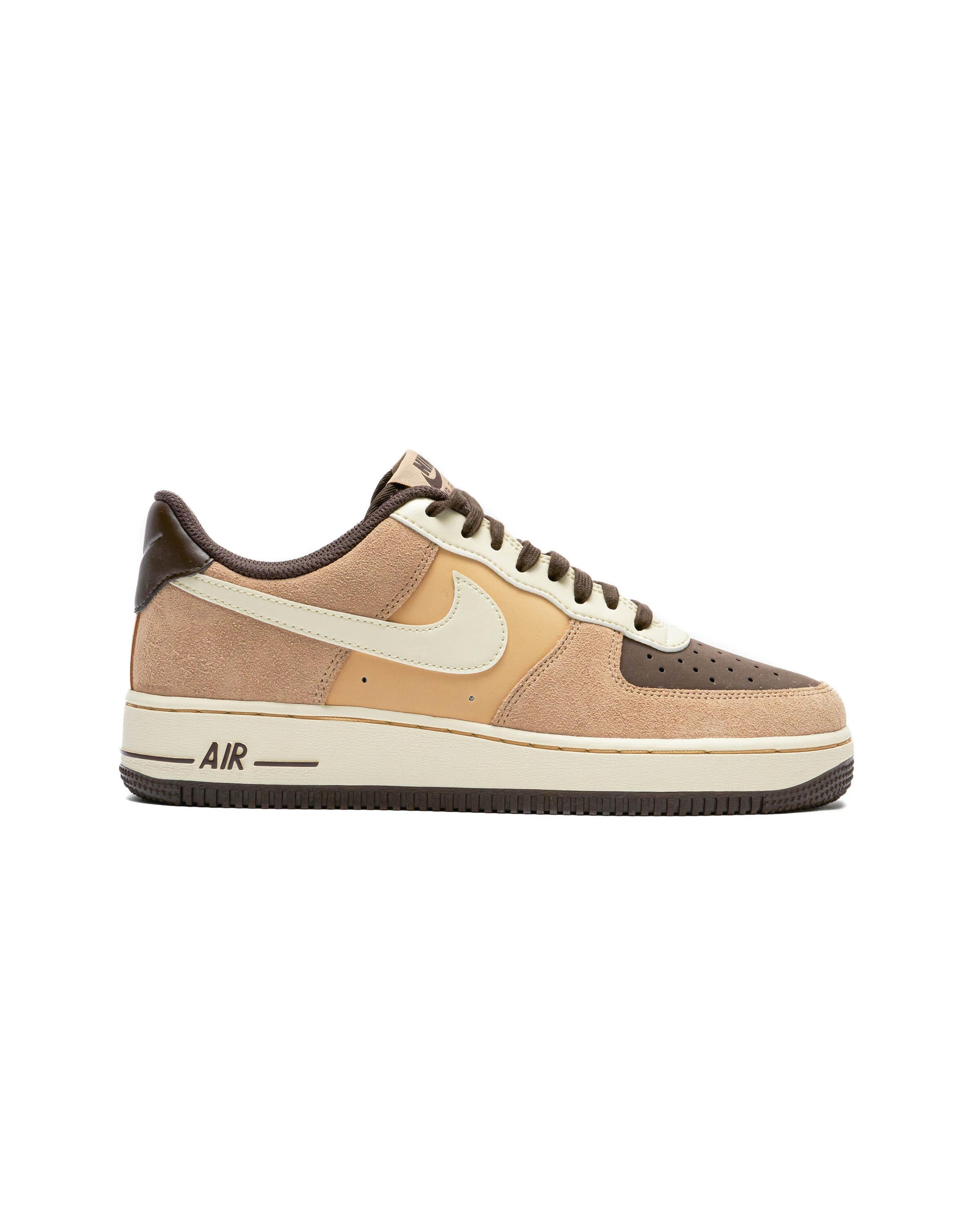 Exclusive Nike AIR FORCE 1 '07 LV8 EMB — 3 — Front View