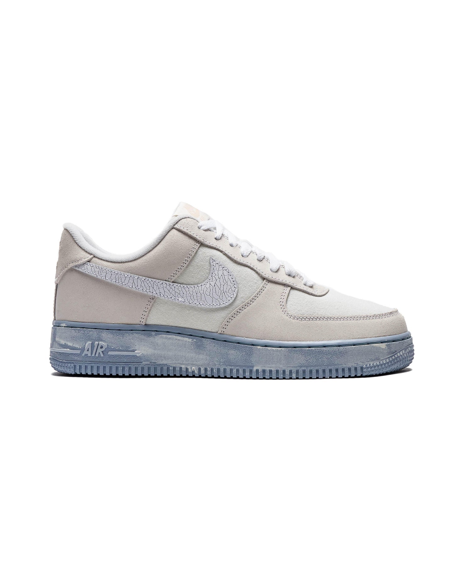 Exclusive Nike AIR FORCE 1 '07 LV8 EMB — 3 — Front View
