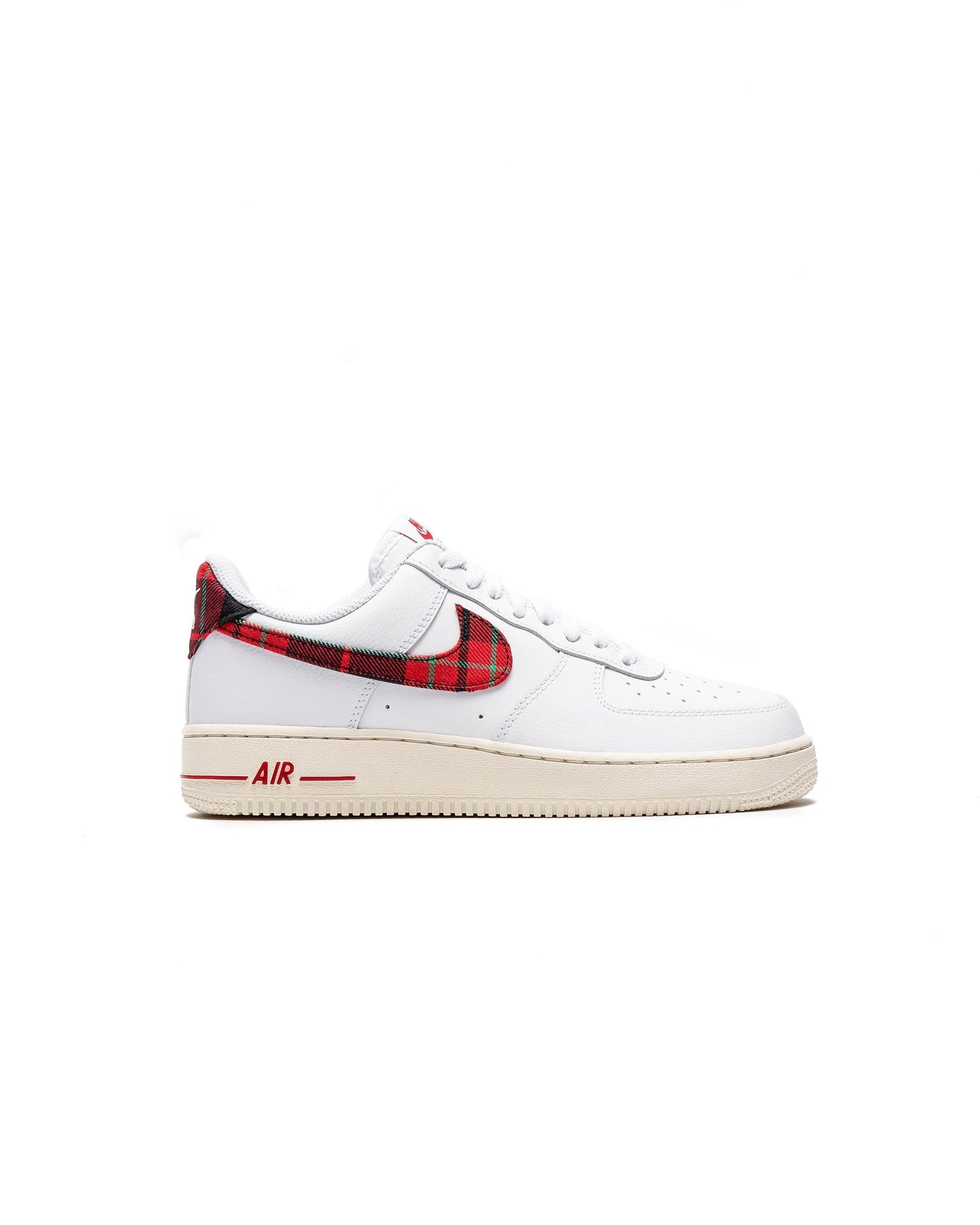 Exclusive Nike AIR FORCE 1 '07 LV8 — 3 — Front View