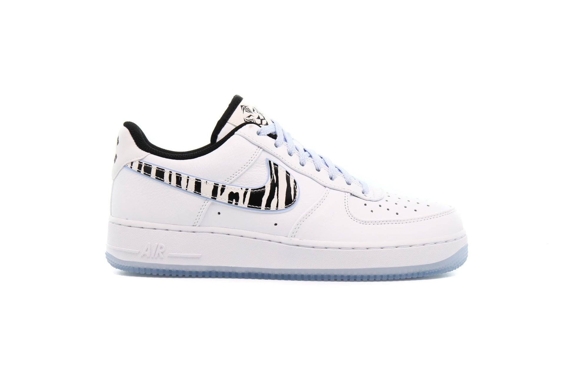 Exclusive Nike AIR FORCE 1 '07 QS "SOUTH KOREA" — 3.5 — Front View