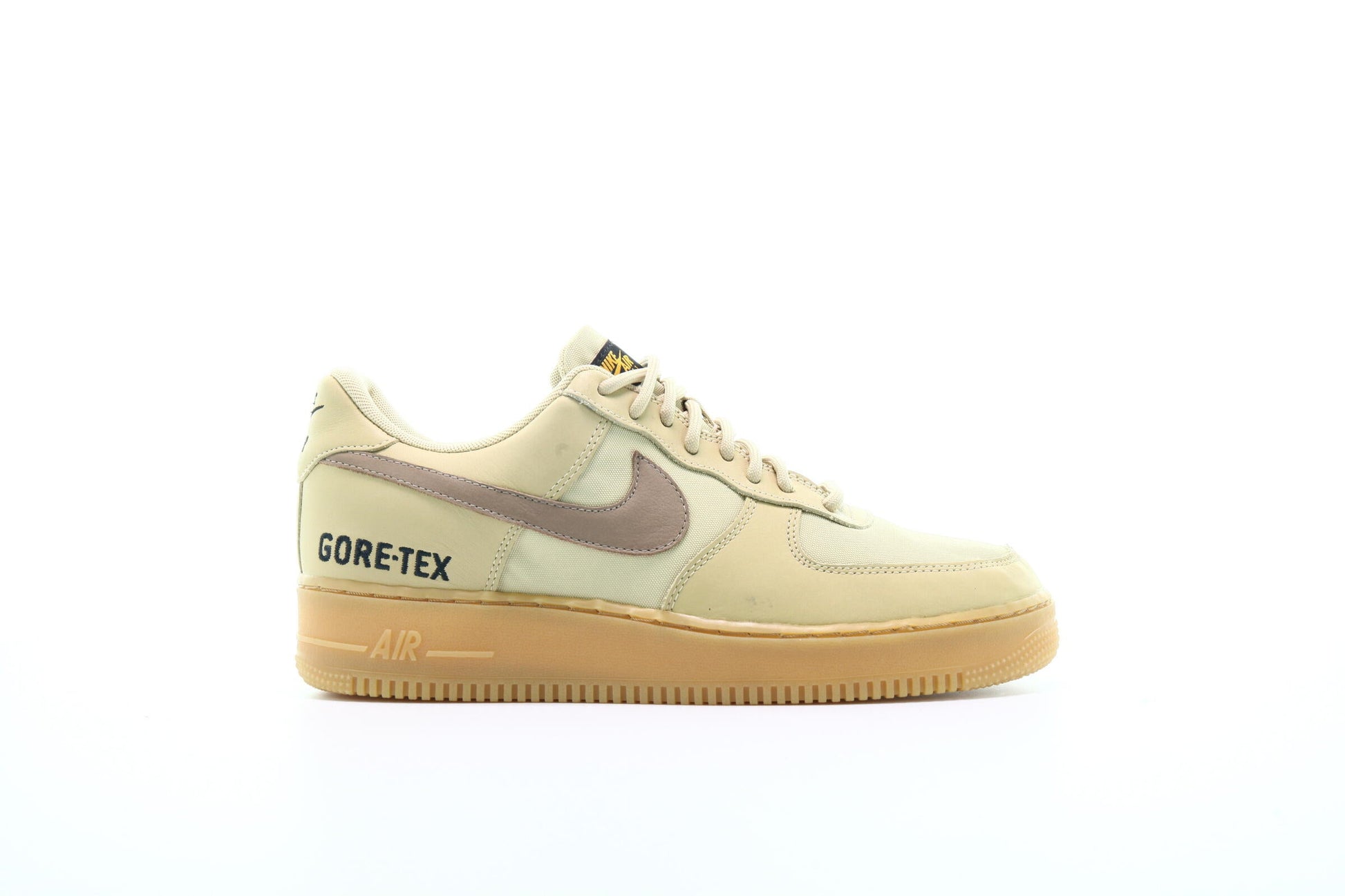 Exclusive Nike Air Force 1 Gore-Tex "Team Gold" — 3.5 — Front View