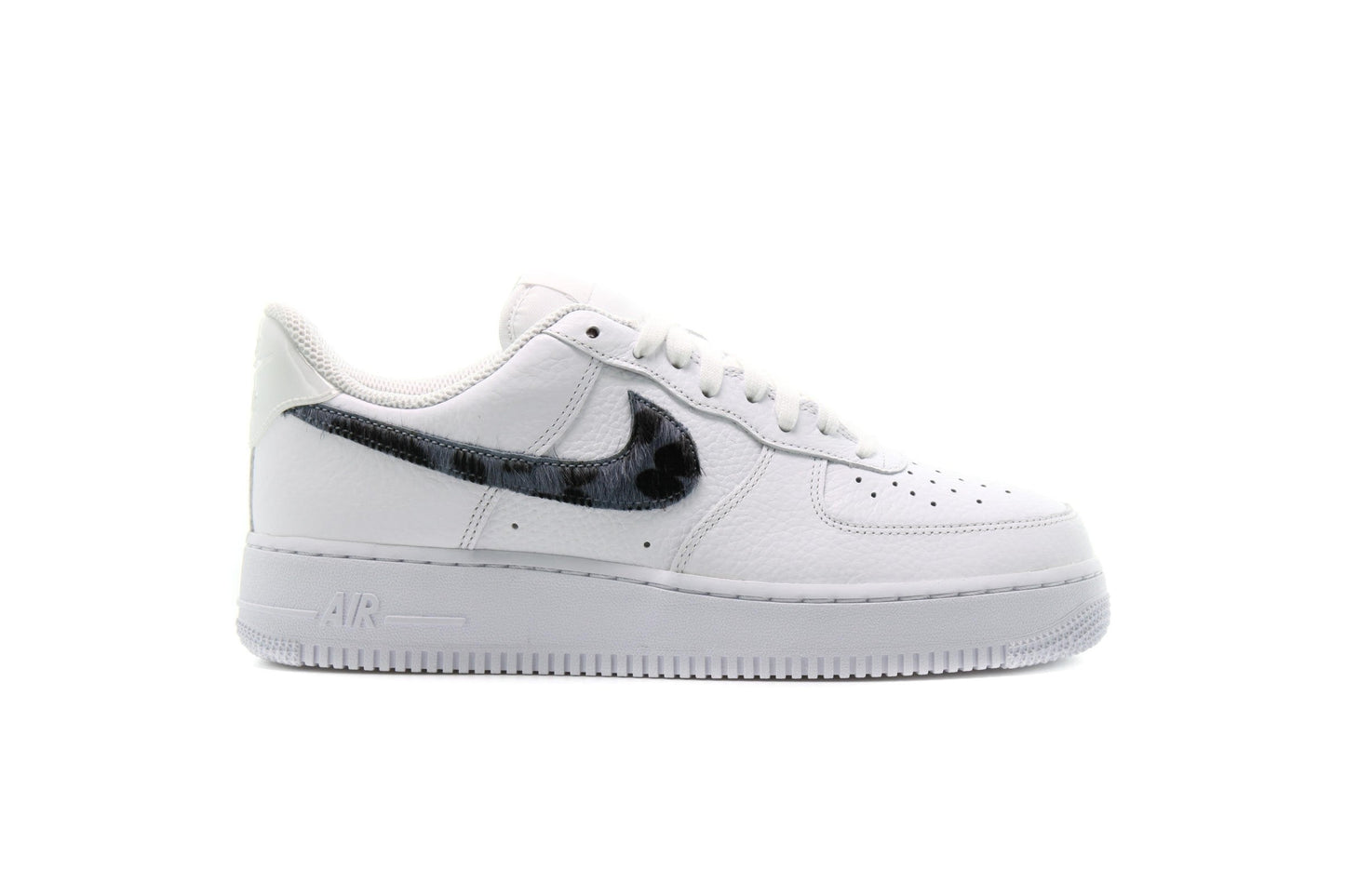 Exclusive Nike AIR FORCE 1 LV8 "BLUE SNAKESKIN" — 3.5 — Front View