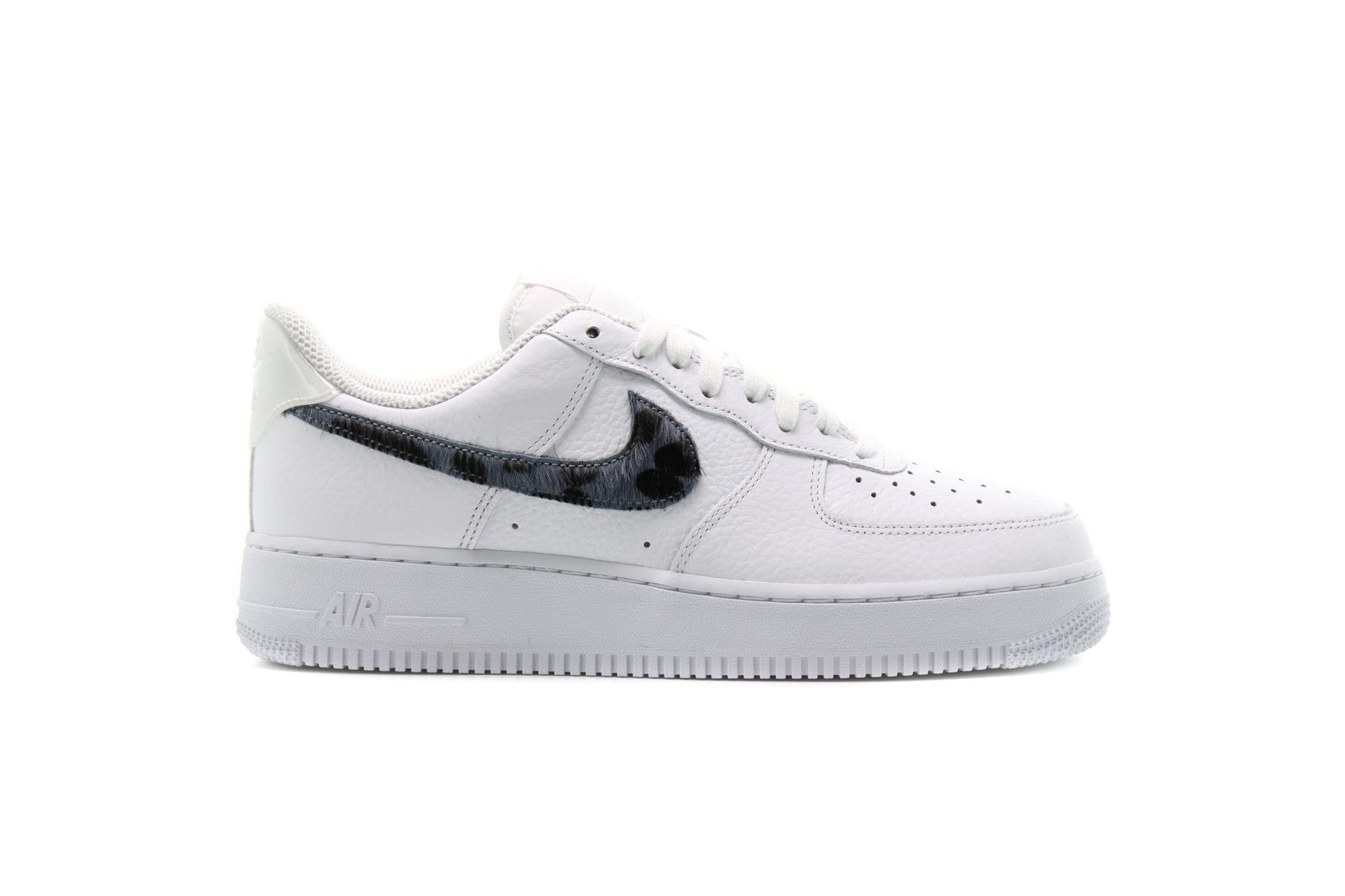 Exclusive Nike AIR FORCE 1 LV8 "BLUE SNAKESKIN" — 3.5 — Front View