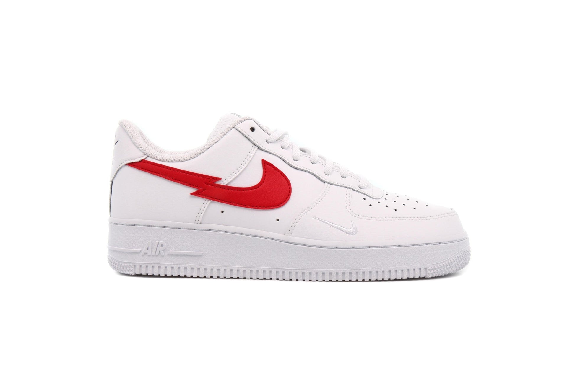 Exclusive Nike AIR FORCE 1 LV8 "EURO TOUR" — 3.5 — Front View