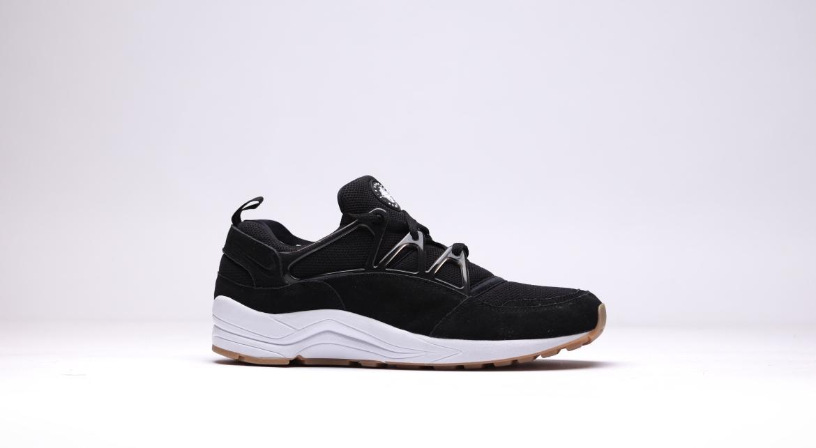 Exclusive Nike Air Huarache Light "Black Gum" — 3.5 — Front View