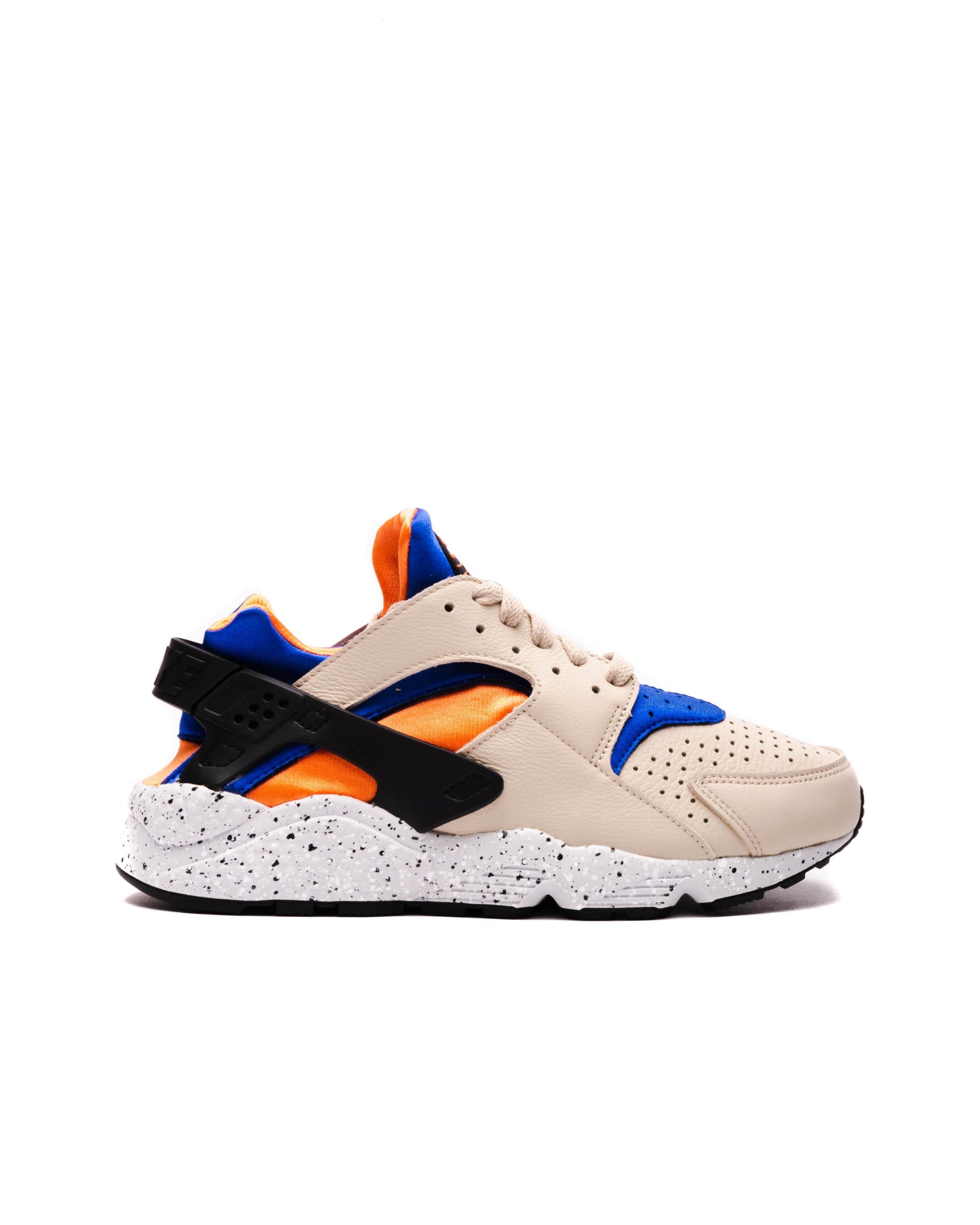 Exclusive Nike AIR HUARACHE — 3 — Front View