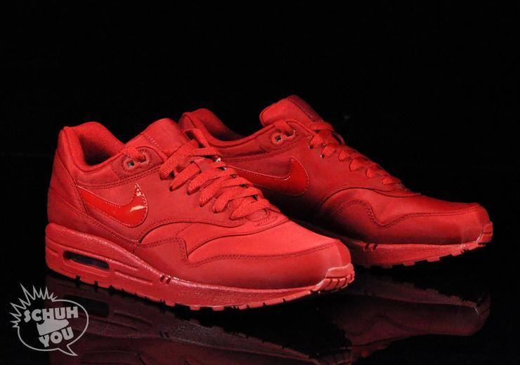 Exclusive Nike Air Max 1 (Air Attack Pack) — 3.5 — Front View